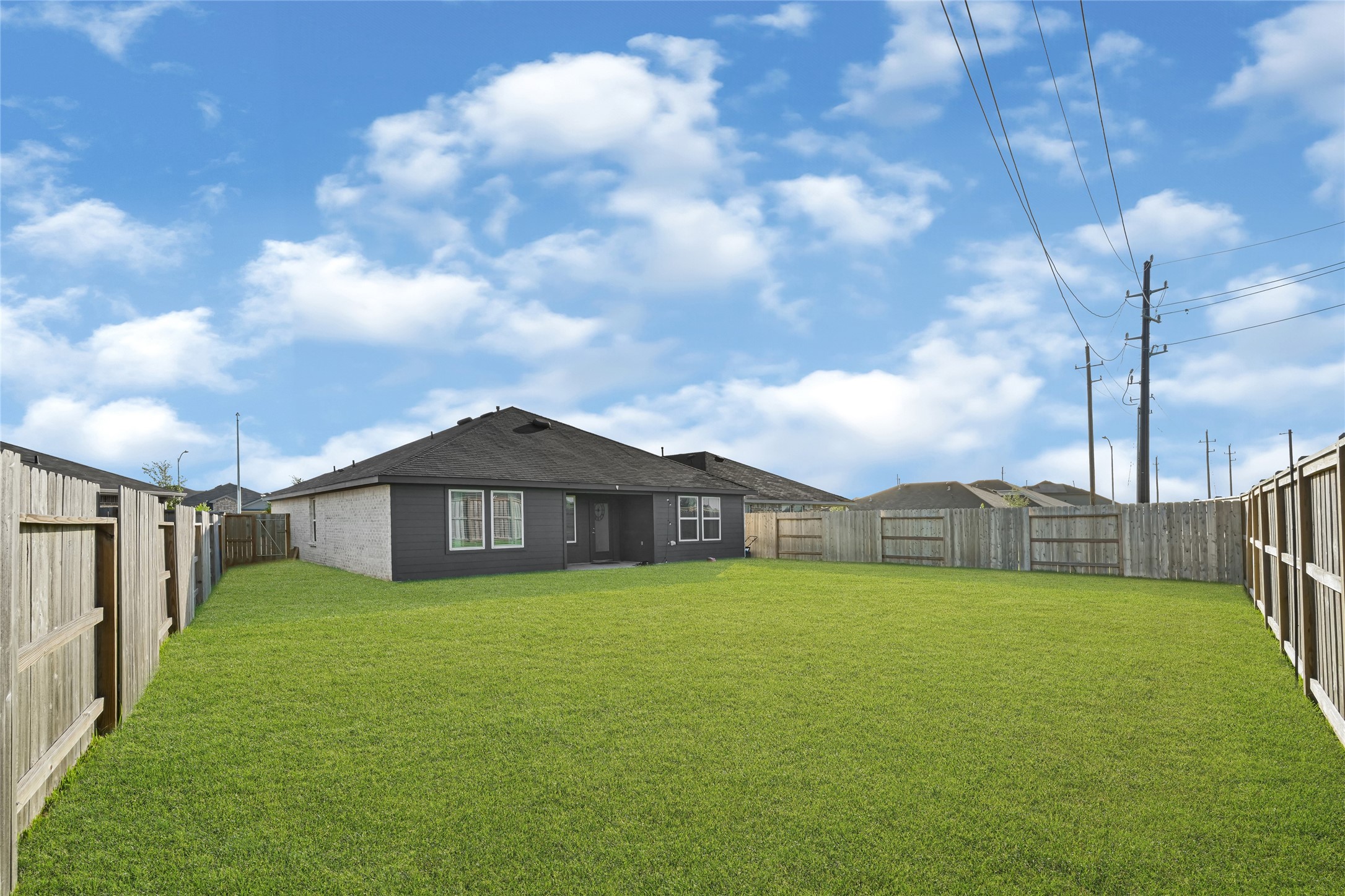 210 Coral Drift Court Property Photo 20
