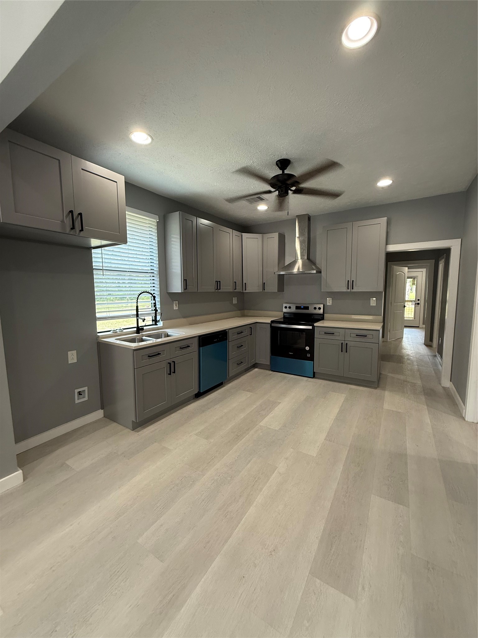 17404 Reiss Trail Property Photo 3