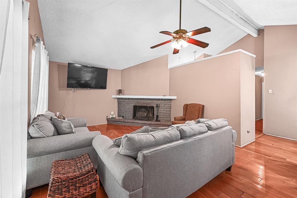 8829 Carousel Lane Property Photo 2