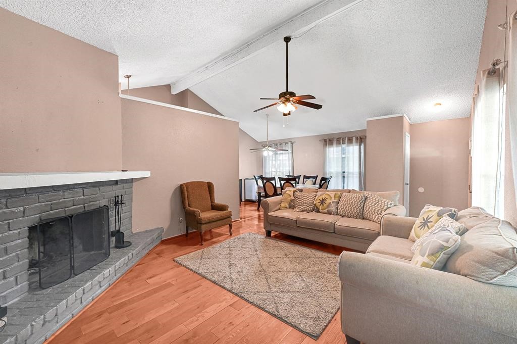 8829 Carousel Lane Property Photo 4
