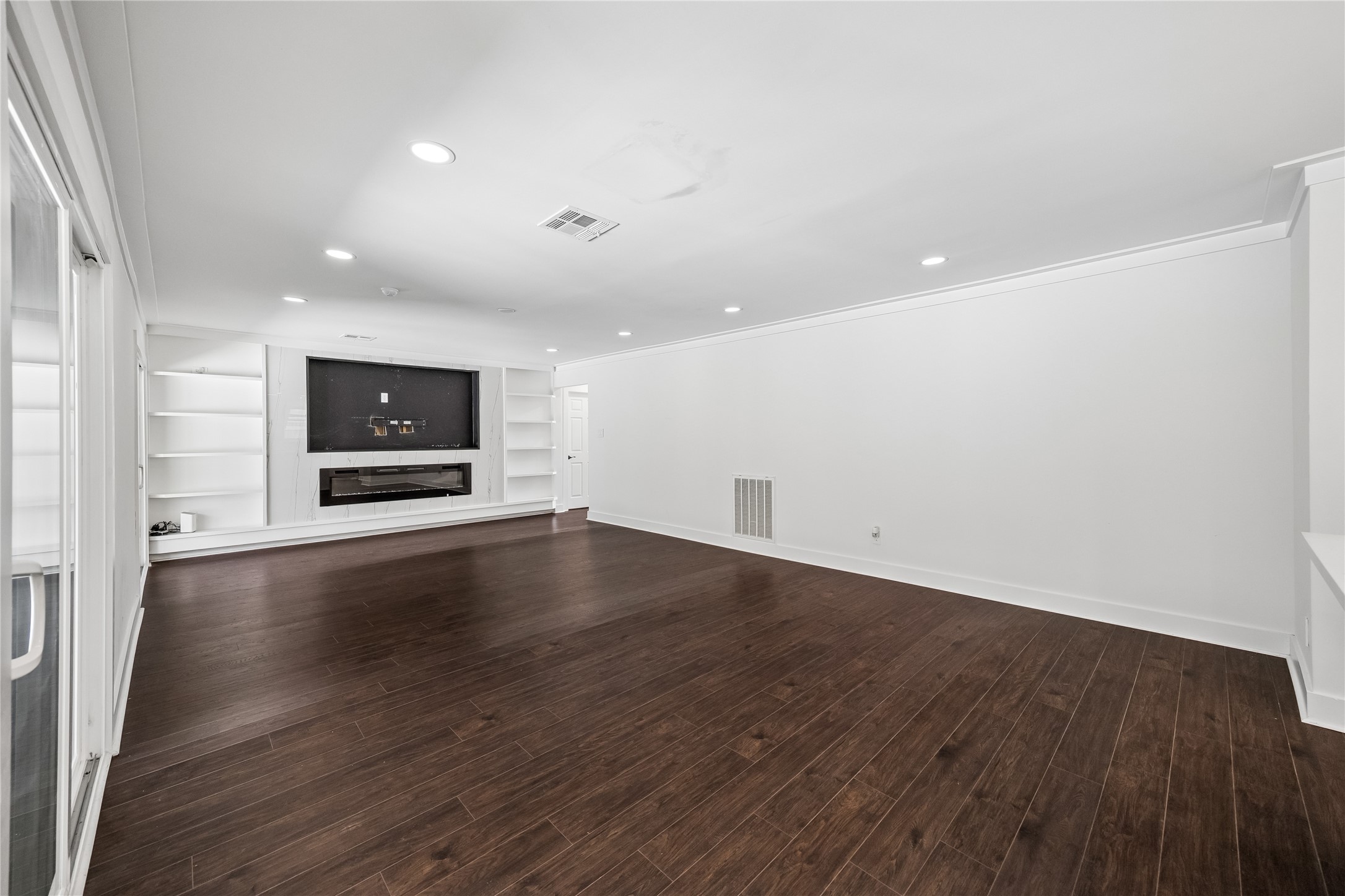 17922 Rolling Creek Drive Property Photo 7