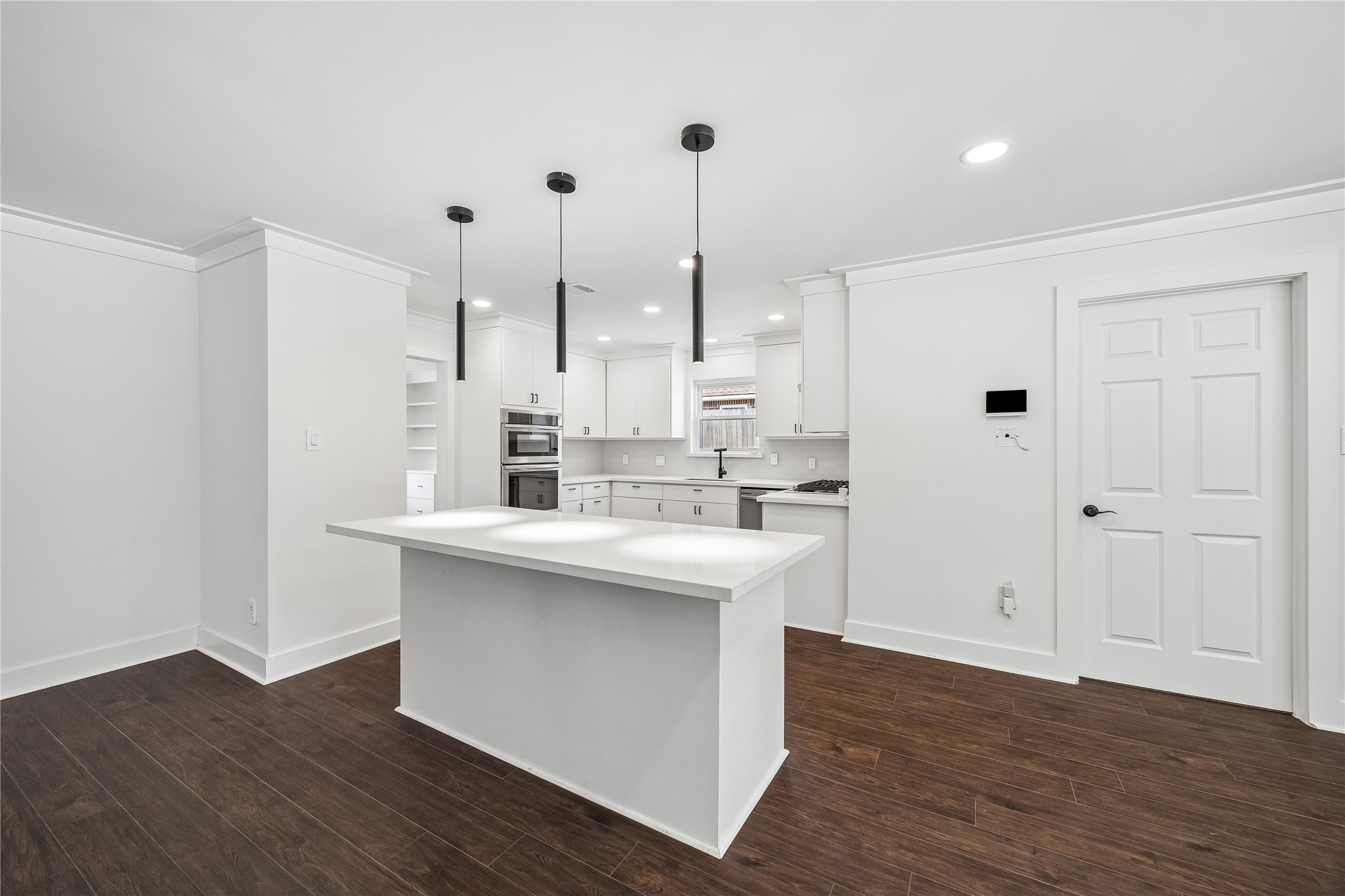 17922 Rolling Creek Drive Property Photo 12