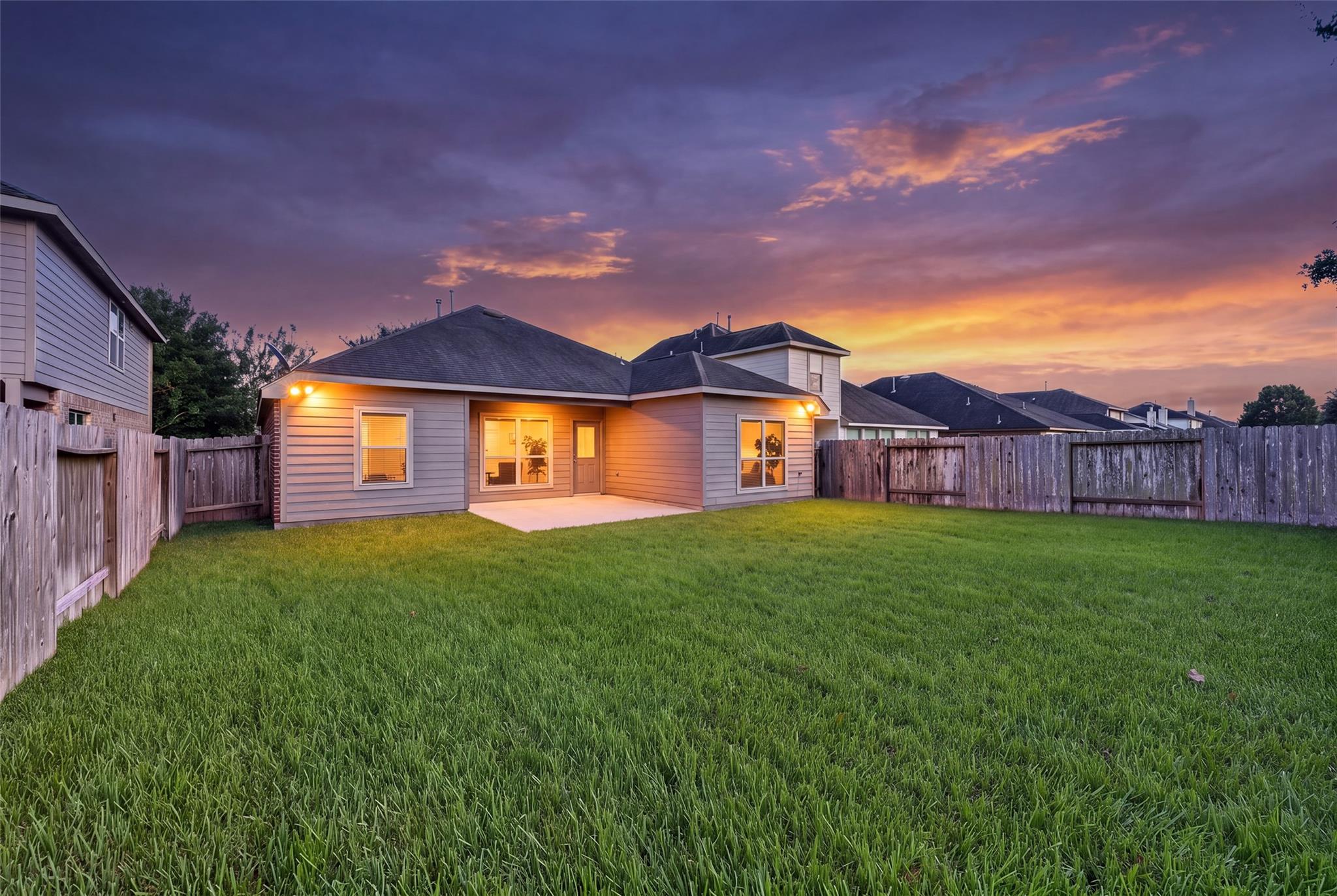 3335 Jane Way Property Photo 2