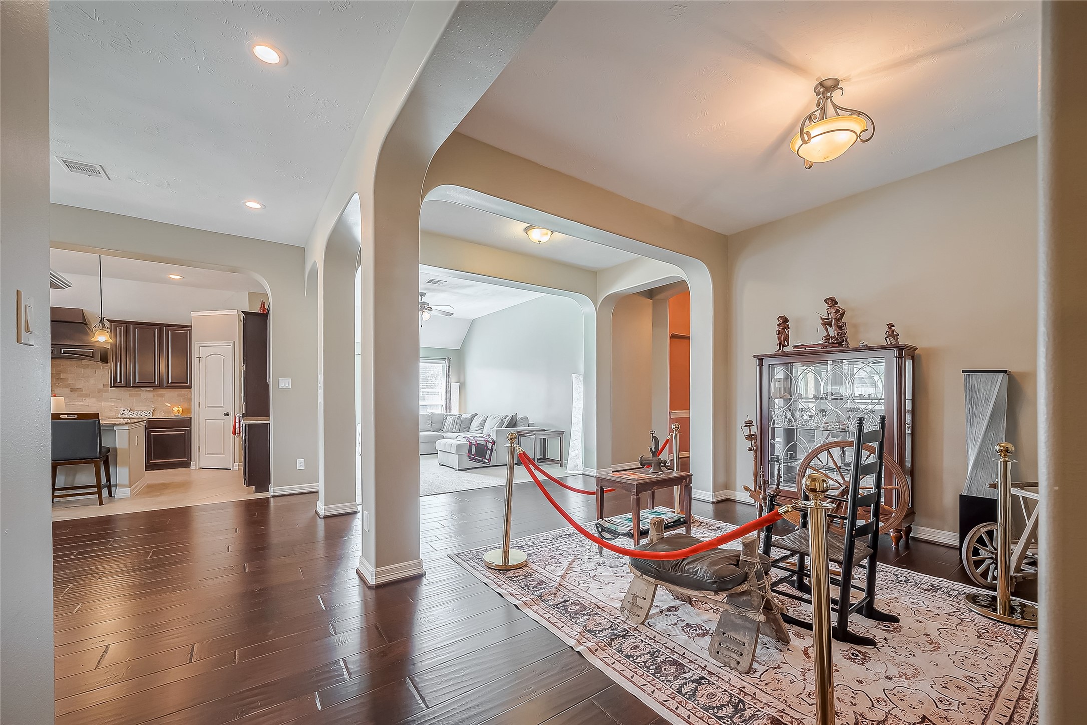 8211 Mattwood Drive Property Photo 15