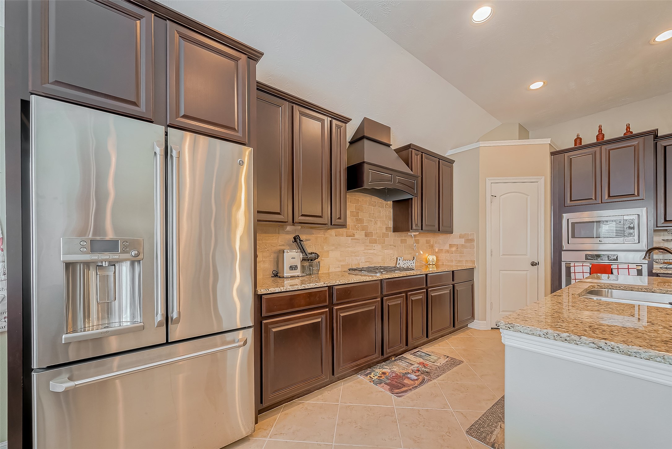 8211 Mattwood Drive Property Photo 22