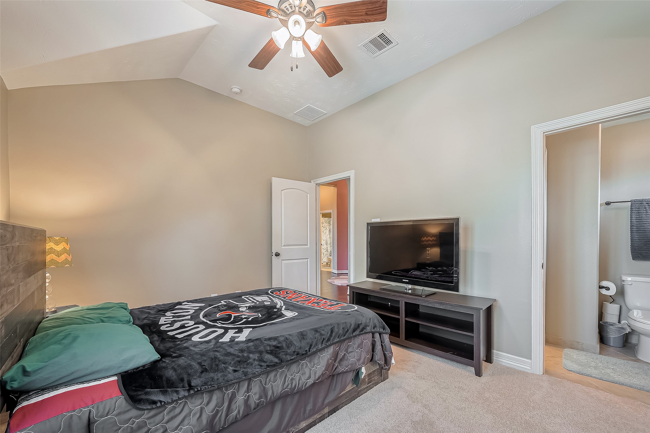 8211 Mattwood Drive Property Photo 31
