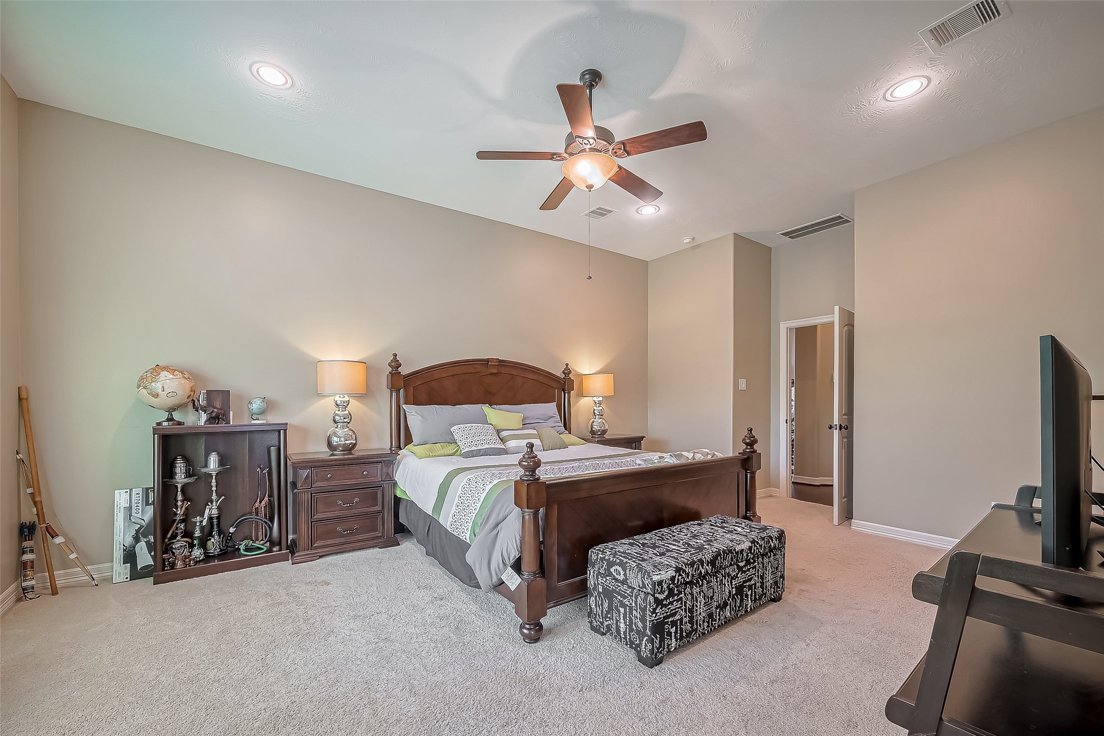 8211 Mattwood Drive Property Photo 41