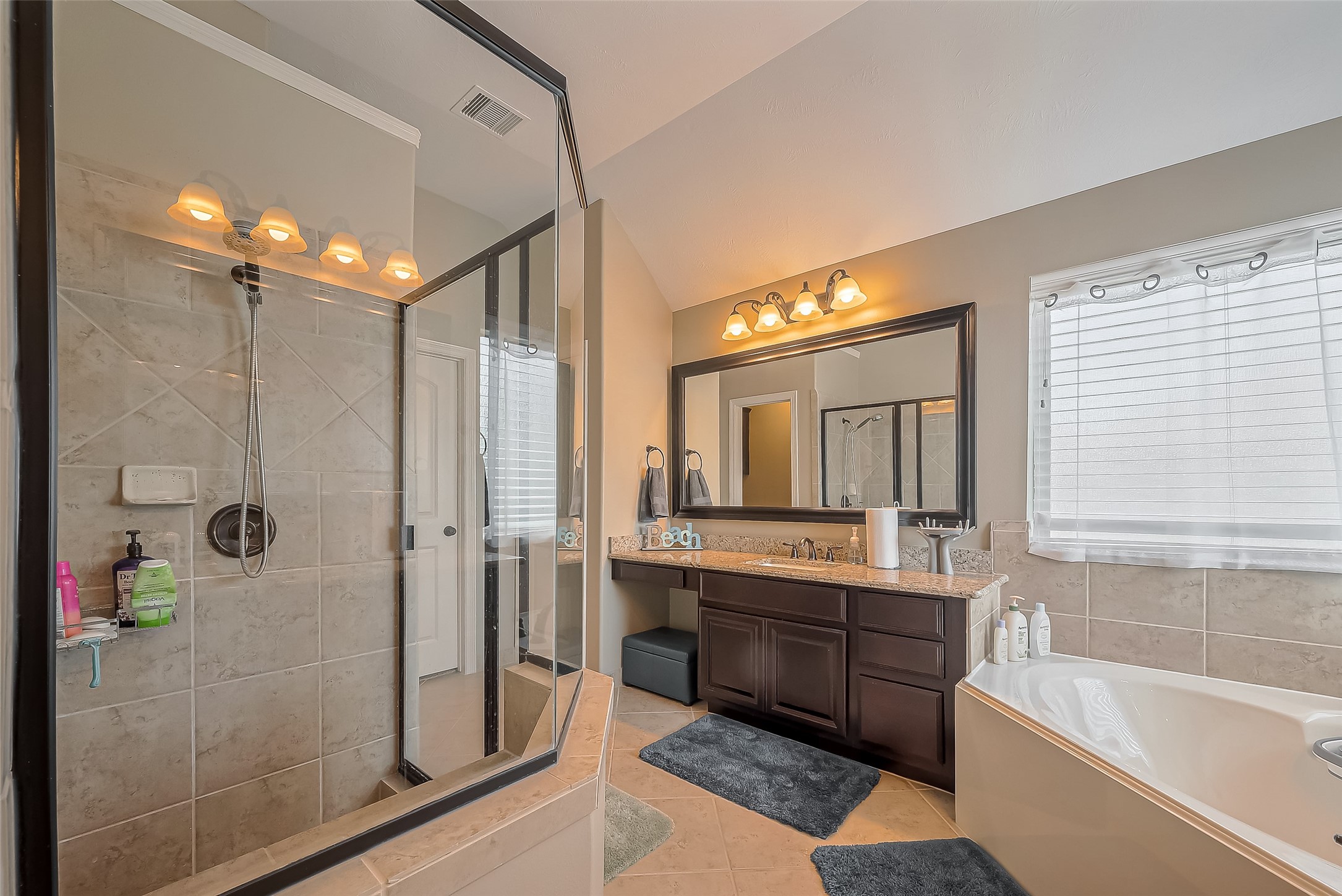 8211 Mattwood Drive Property Photo 42