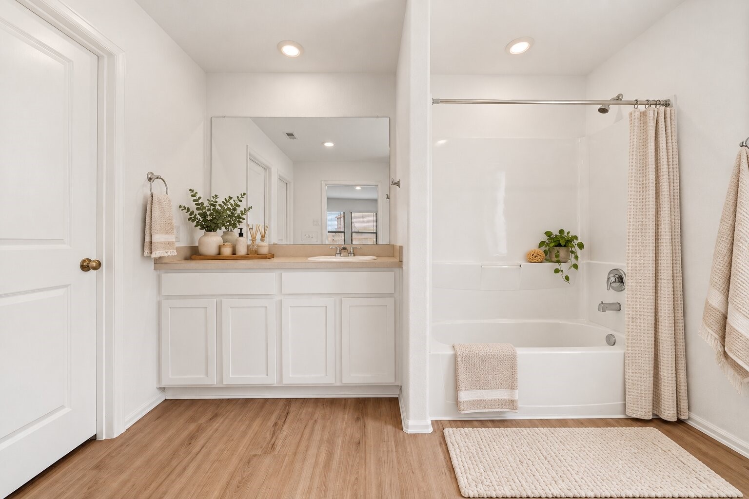 3203 Aster Meadow Way Property Photo 7