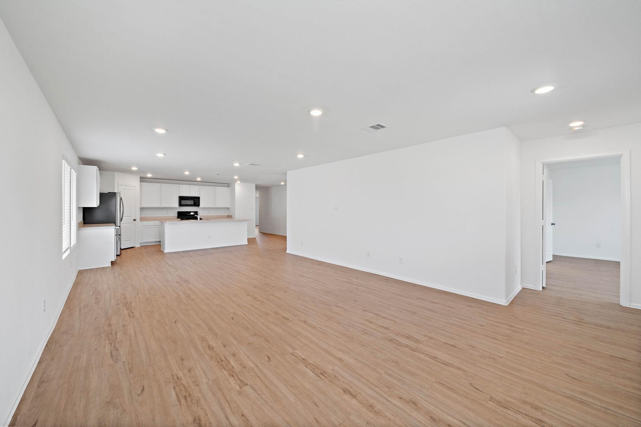 3203 Aster Meadow Way Property Photo 13