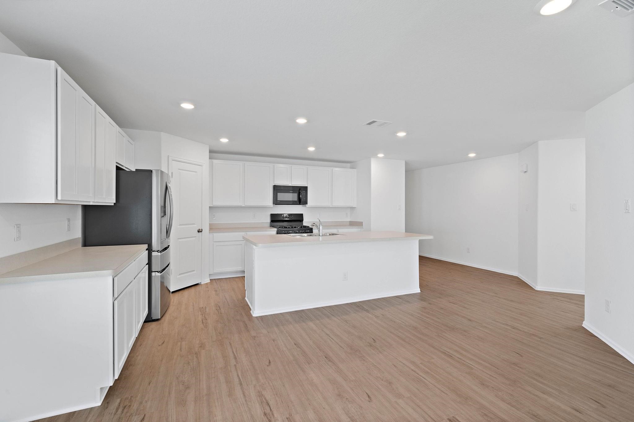 3203 Aster Meadow Way Property Photo 15