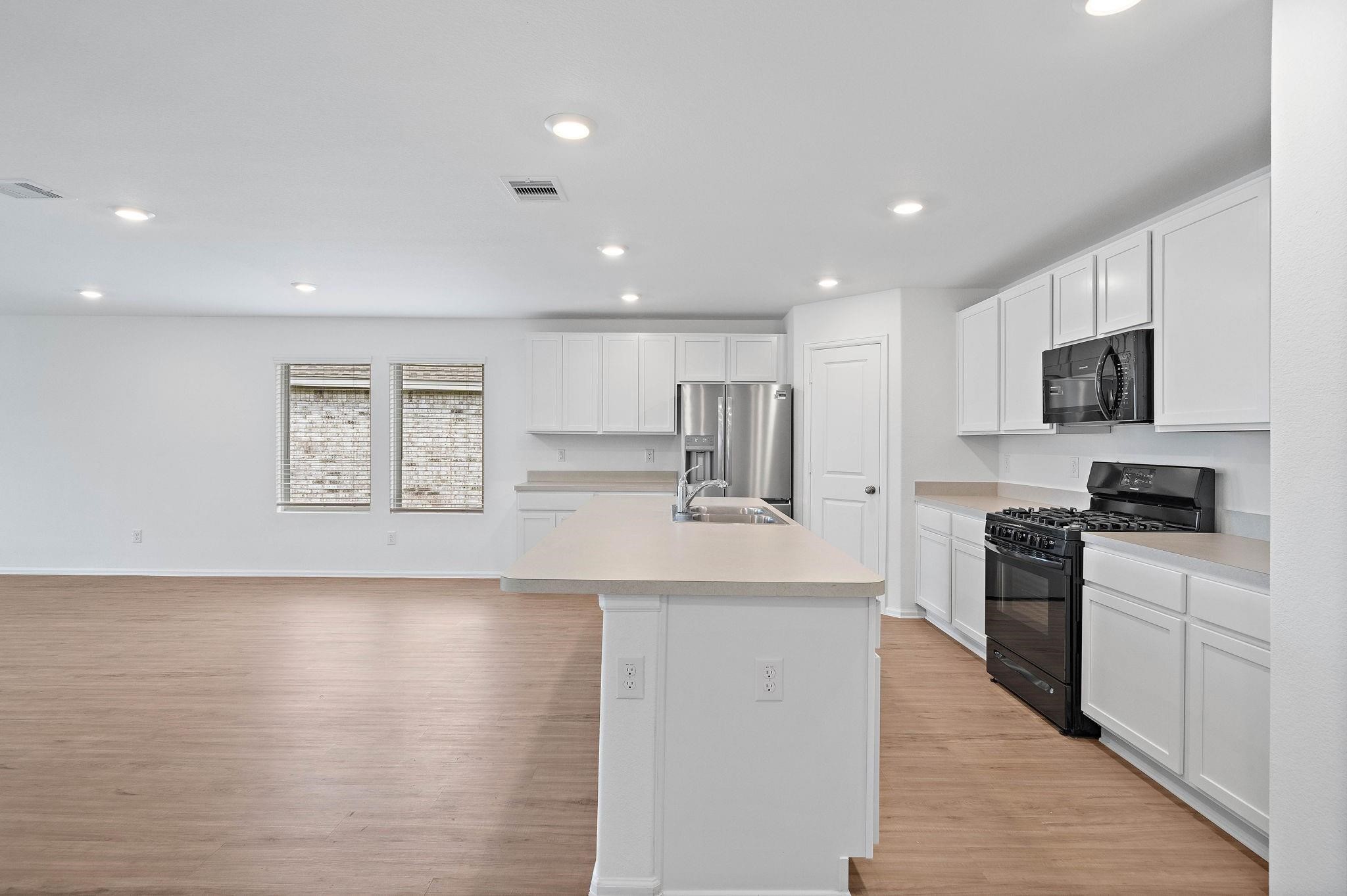 3203 Aster Meadow Way Property Photo 16