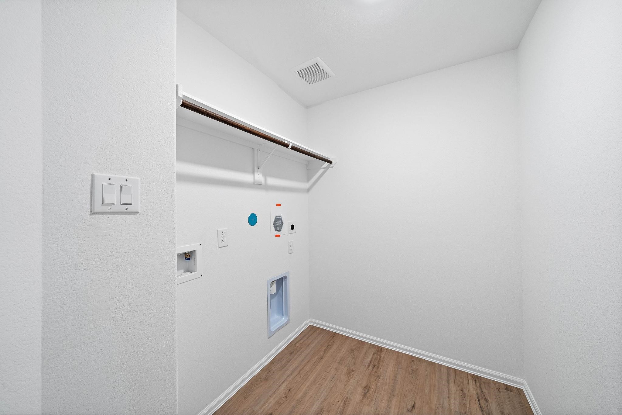 3203 Aster Meadow Way Property Photo 27