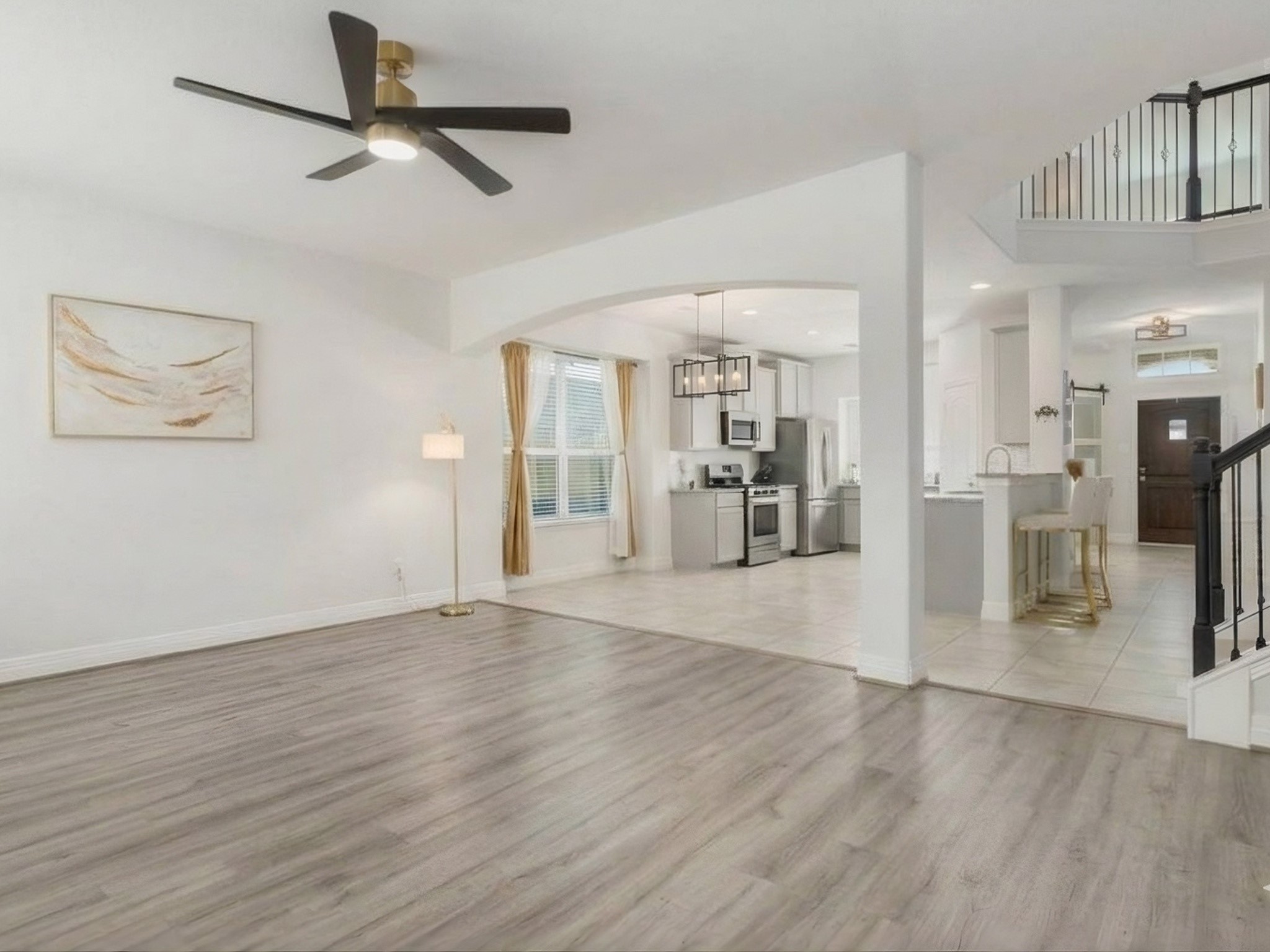 10048 Gold Finch Run Property Photo 4