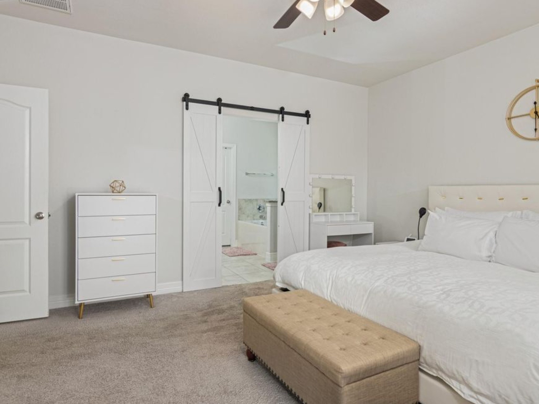 10048 Gold Finch Run Property Photo 13