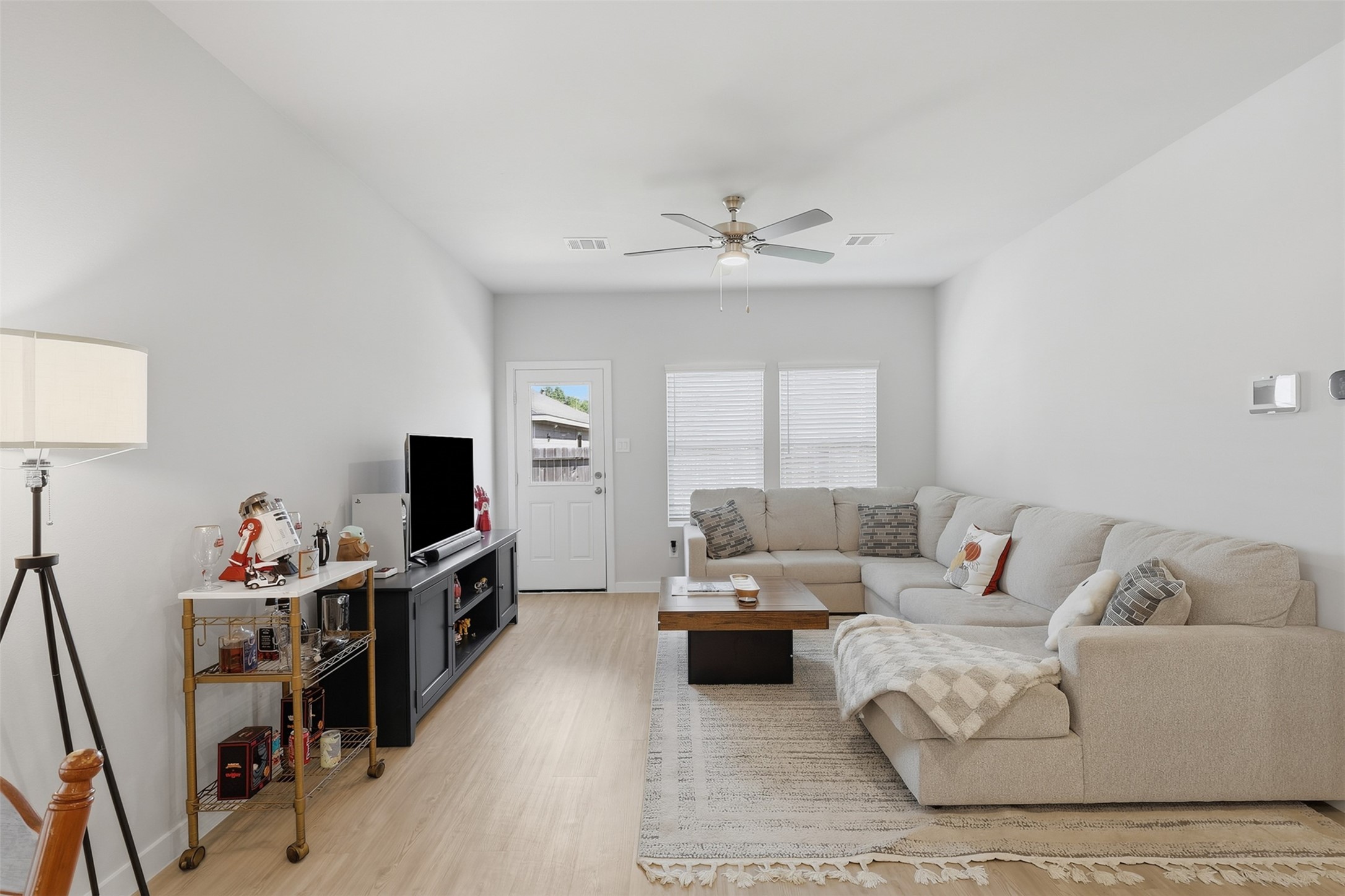 16835 Pandora Way Property Photo 2
