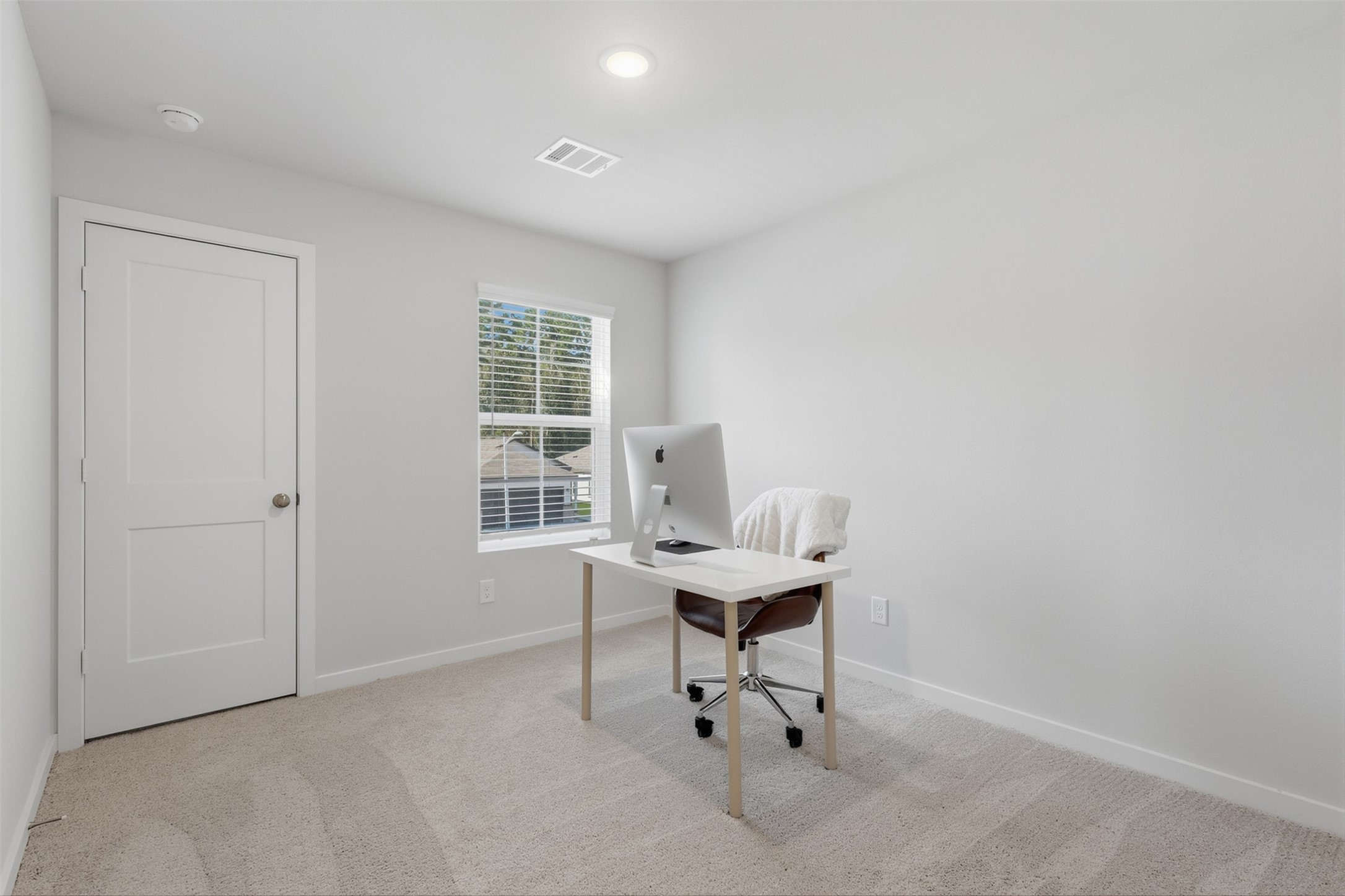 16835 Pandora Way Property Photo 10