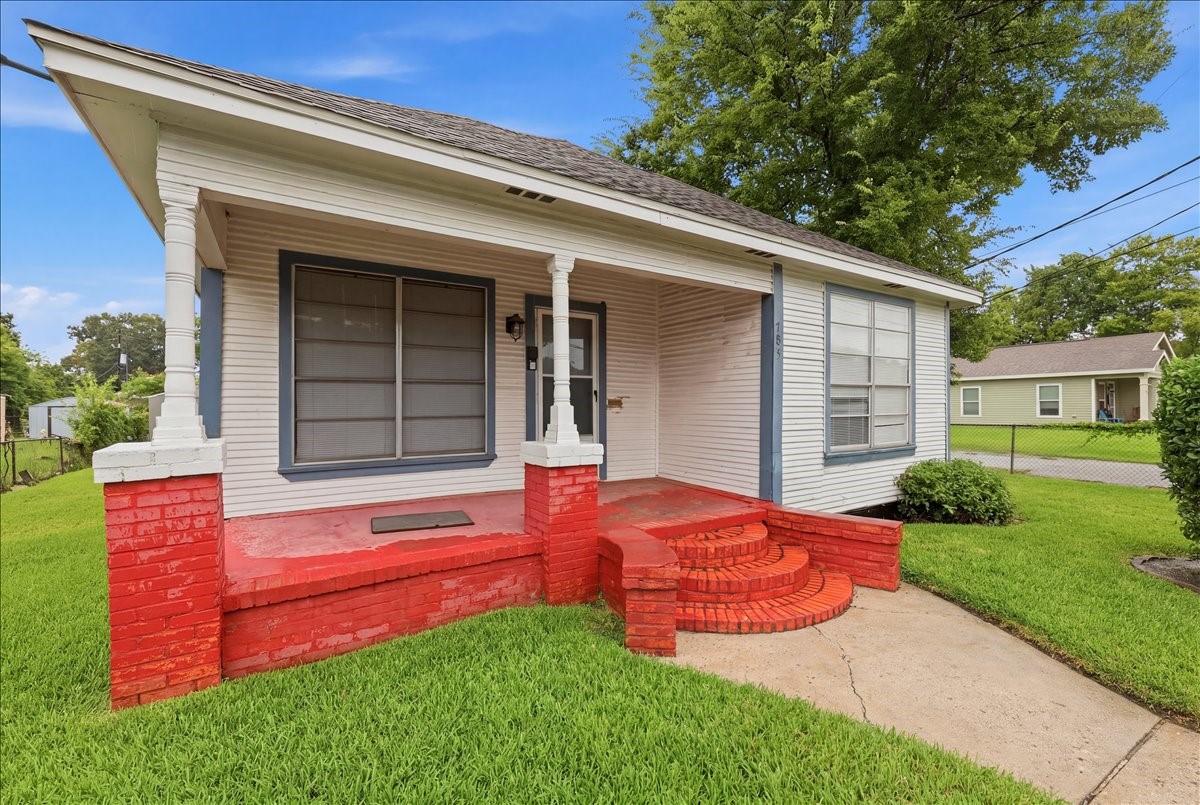 785 Grant Street Property Photo 1