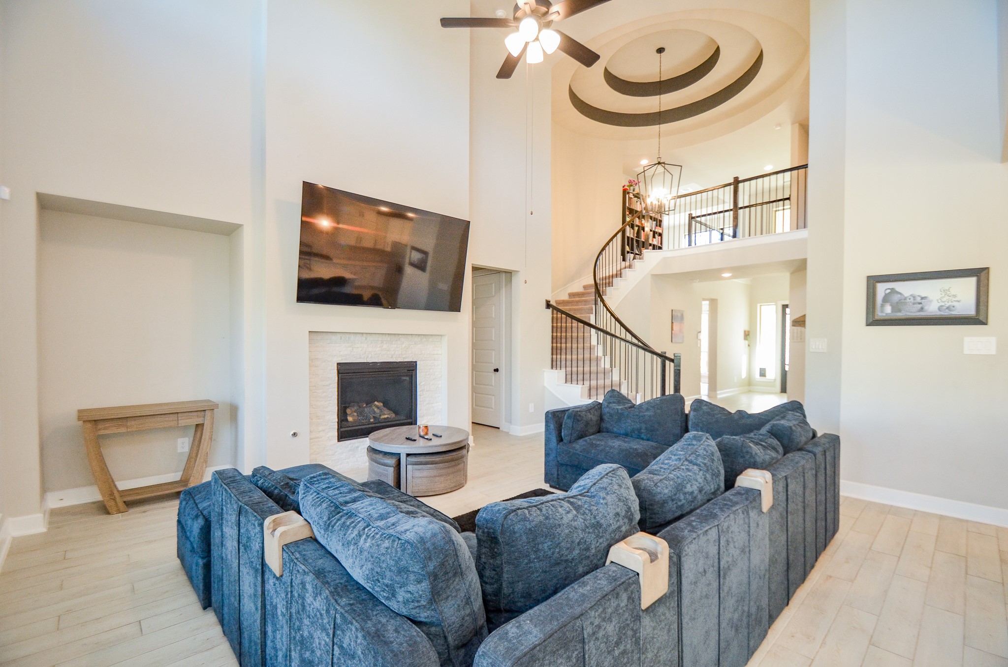 215 Flower Moon Court Property Photo 18