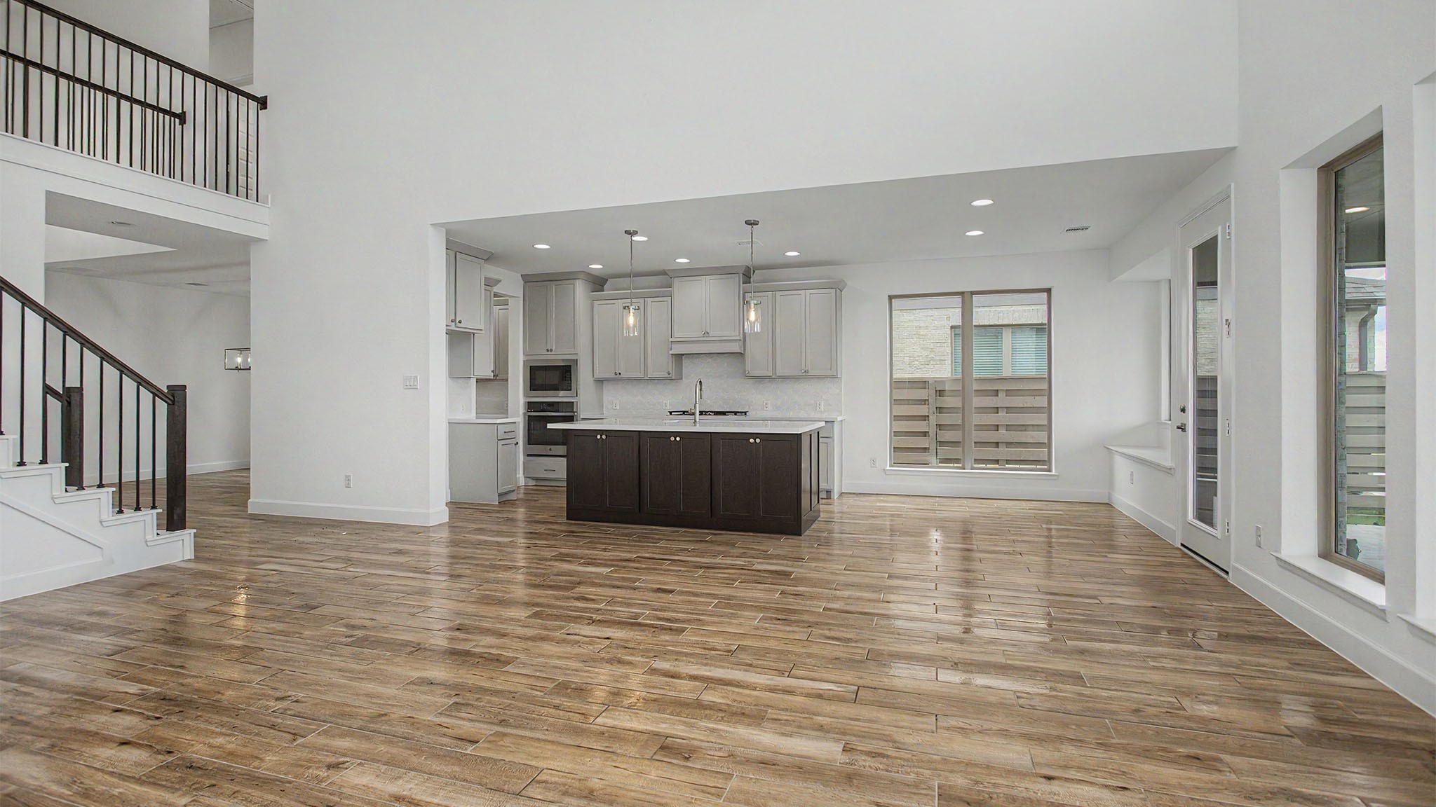 4826 Ara Drive Property Photo 3