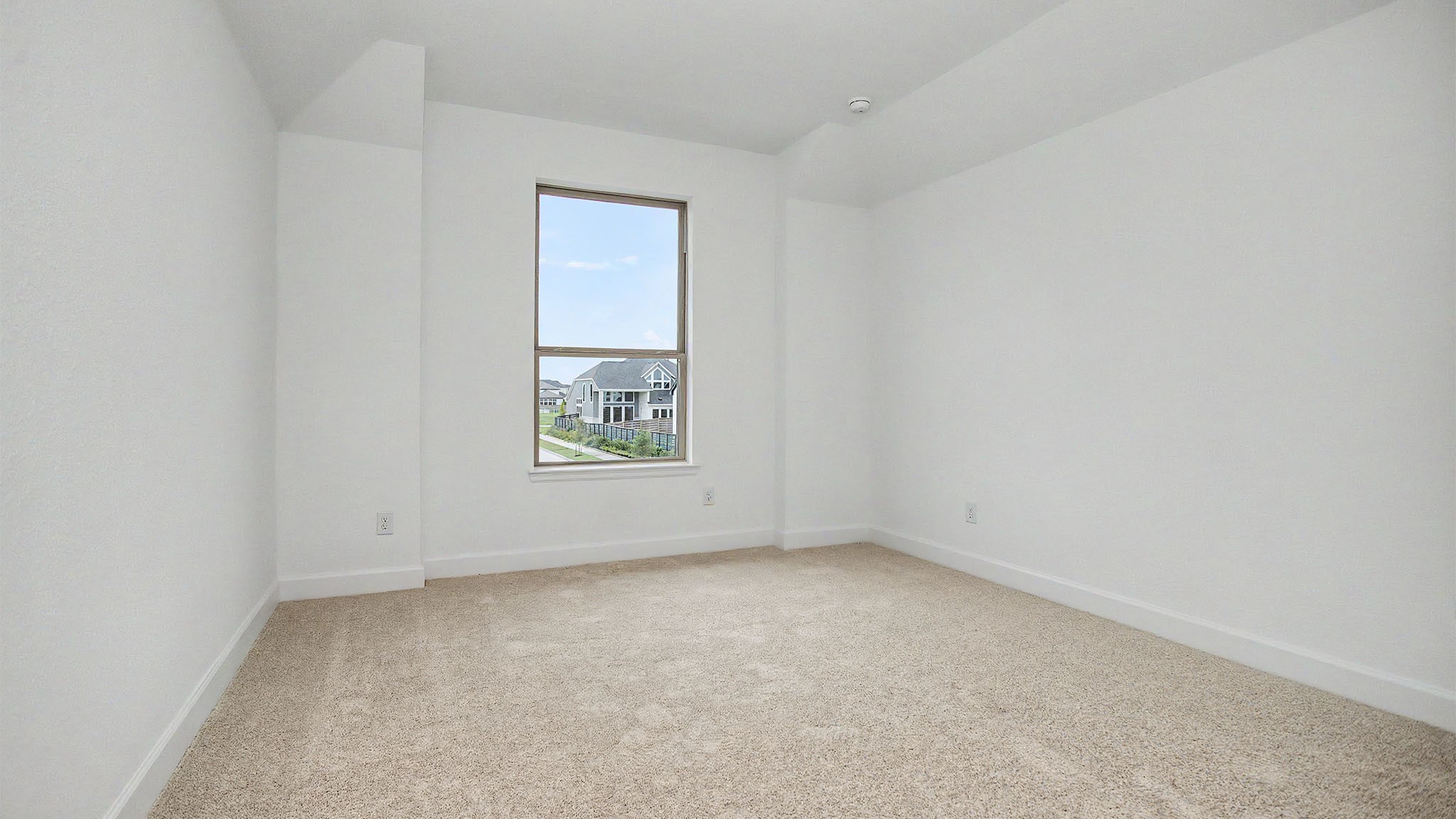 4826 Ara Drive Property Photo 12