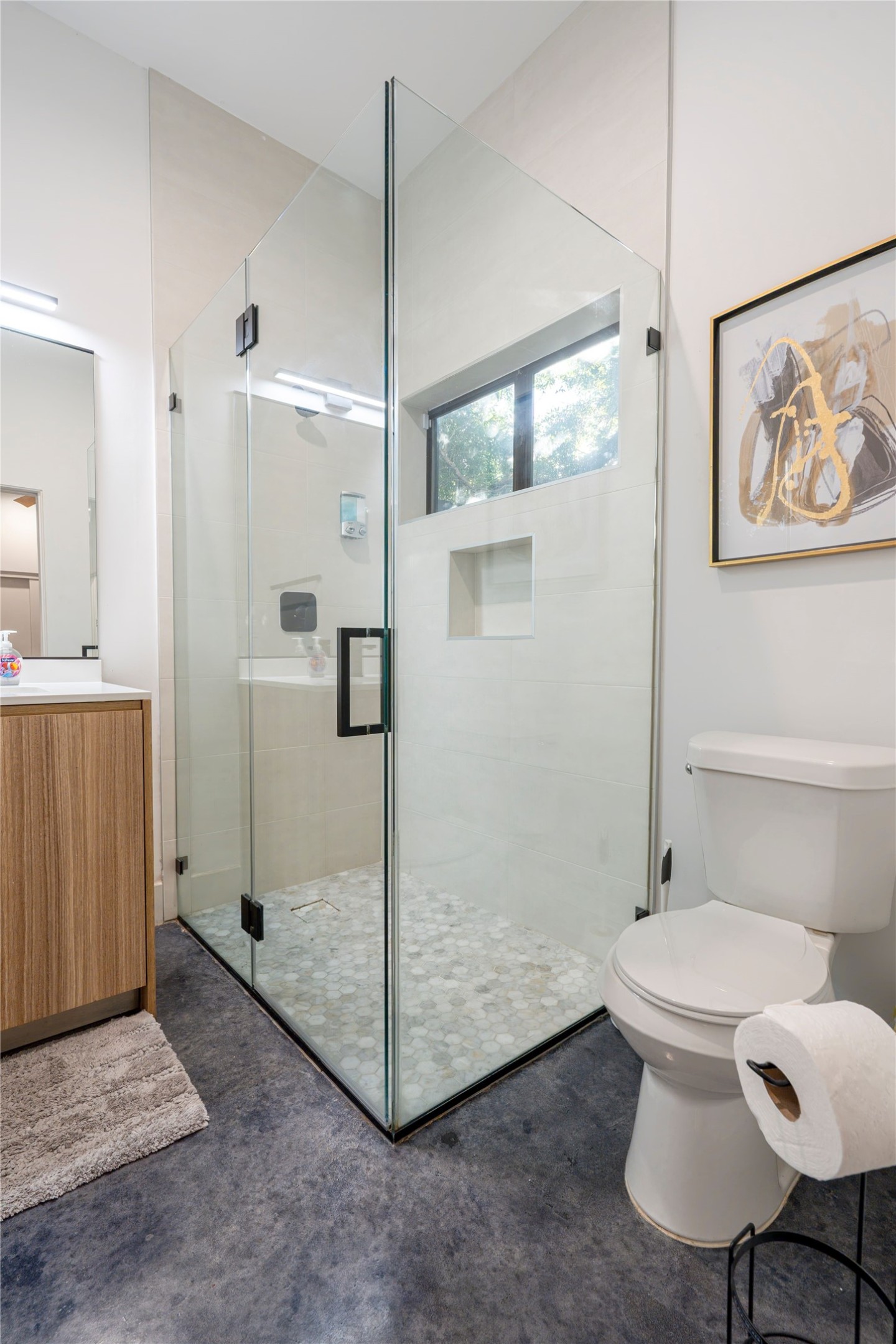 709 Memorial Heights Drive Property Photo 43