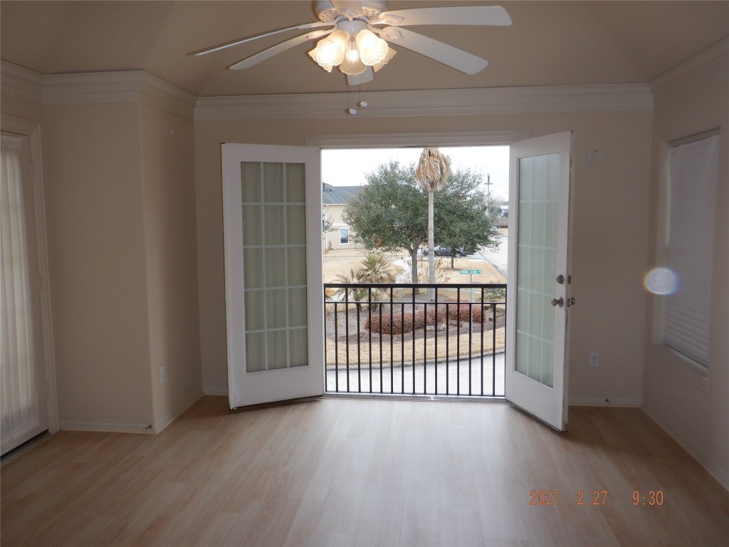 1903 Spring Cedar Lane Property Photo 16