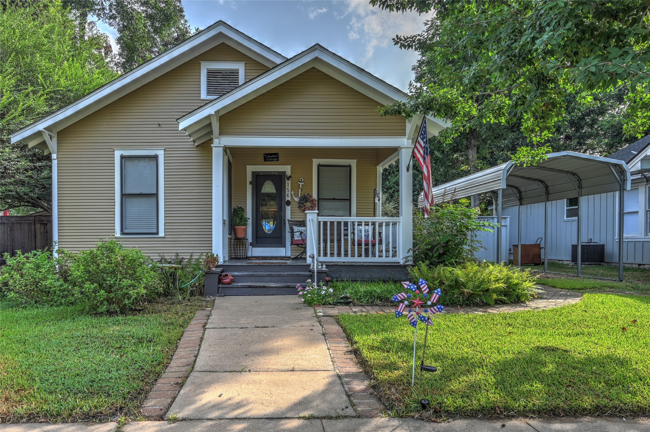 156 2nd Avenue Property Photo 1