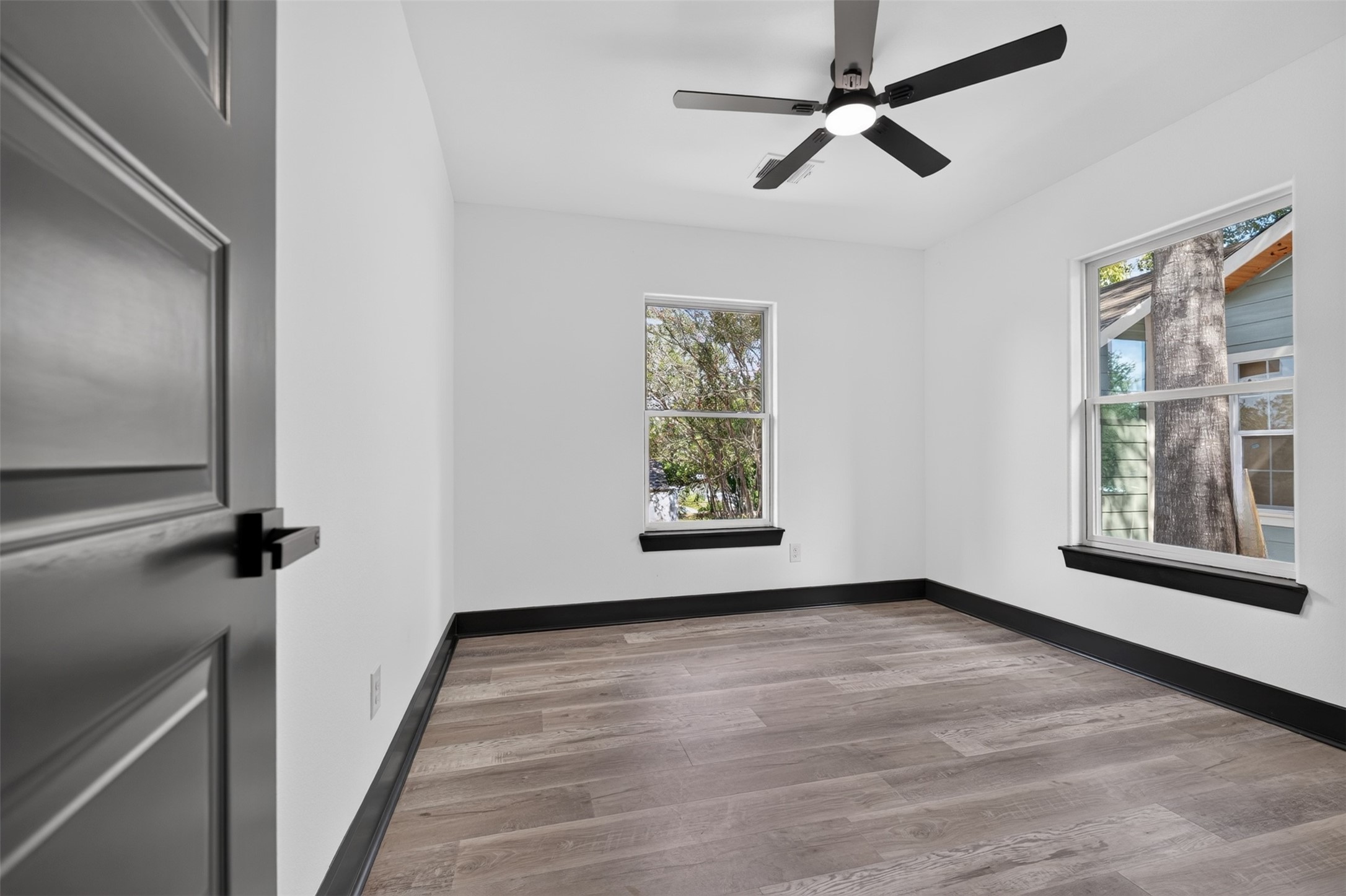 705 Jersey Lane Property Photo 11