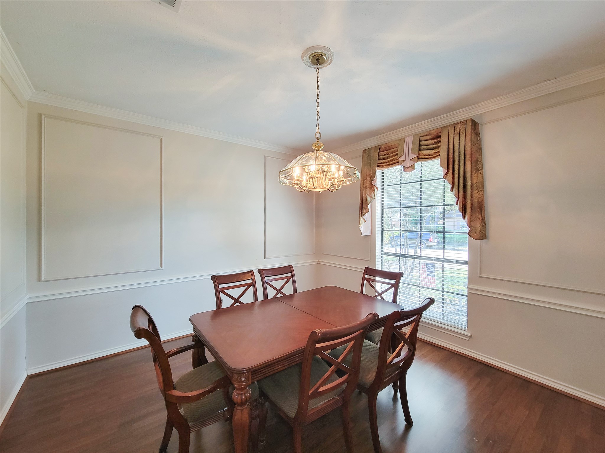 5810 Glenmere Lane Property Photo 10