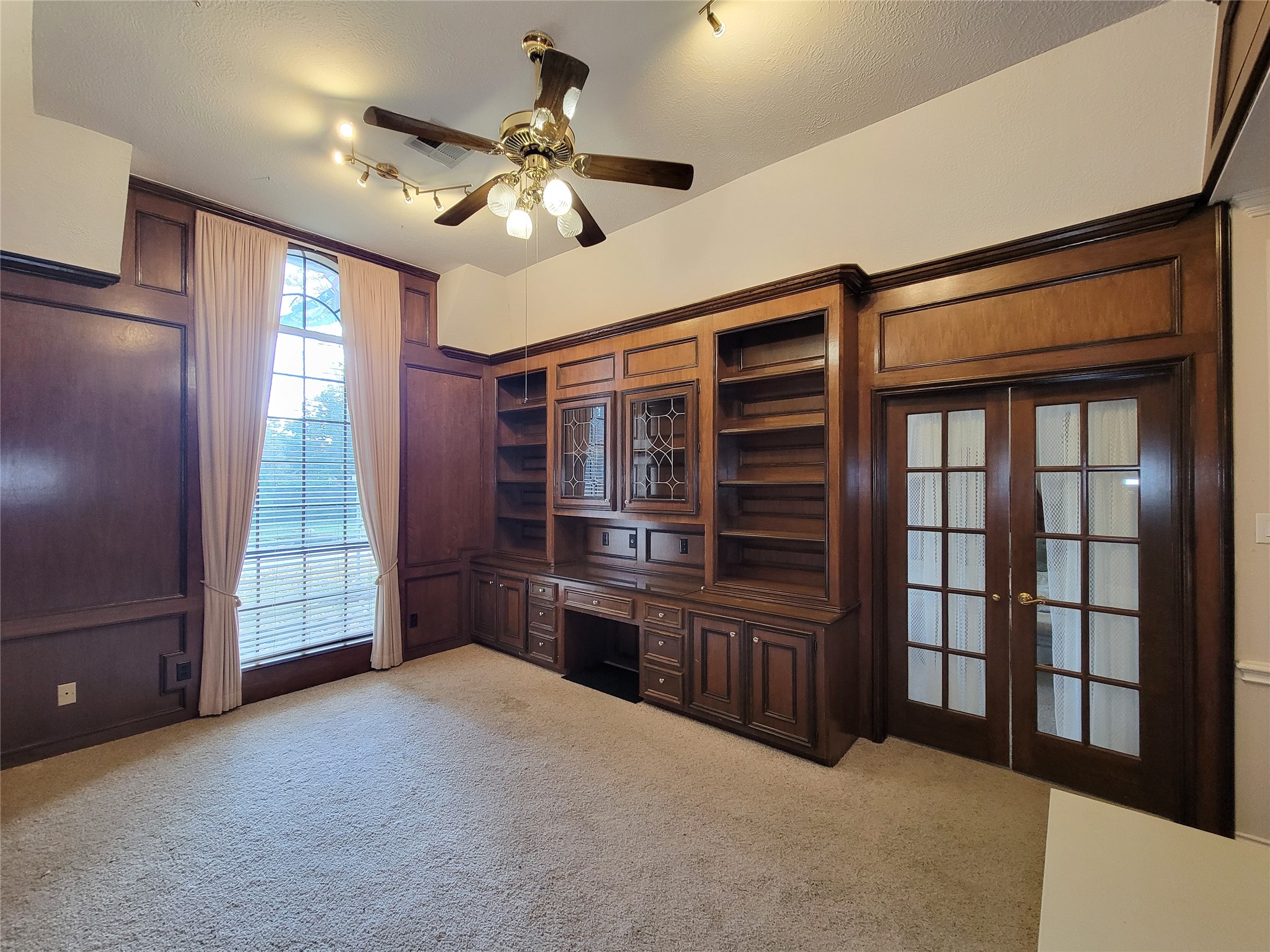 5810 Glenmere Lane Property Photo 19