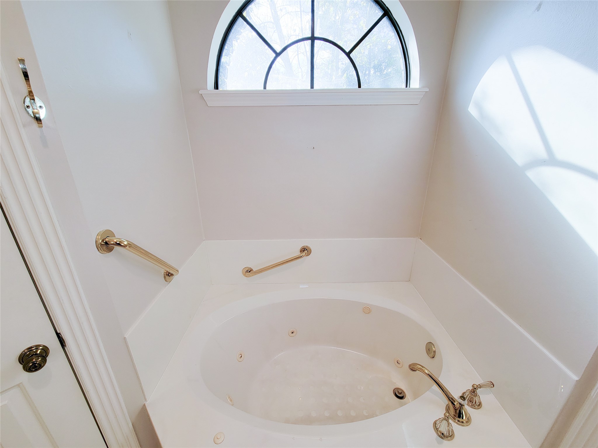 5810 Glenmere Lane Property Photo 33