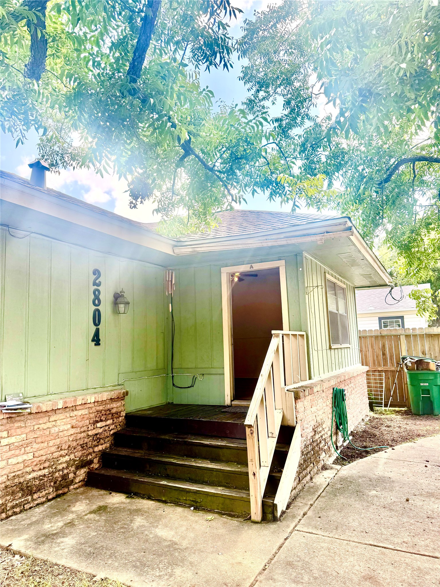 2804 Arlington Street Property Photo 1
