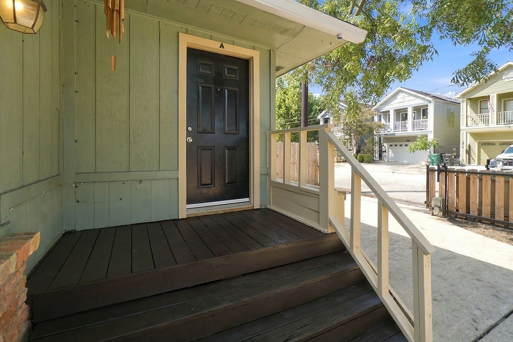 2804 Arlington Street Property Photo 3