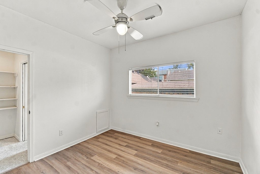 2804 Arlington Street Property Photo 10