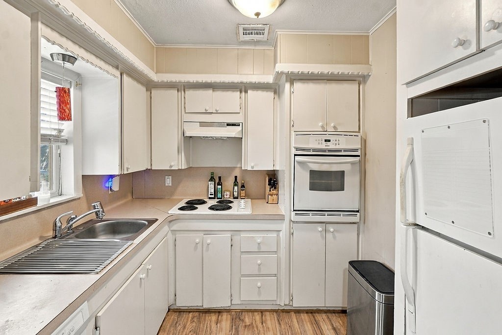 2804 Arlington Street Property Photo 19