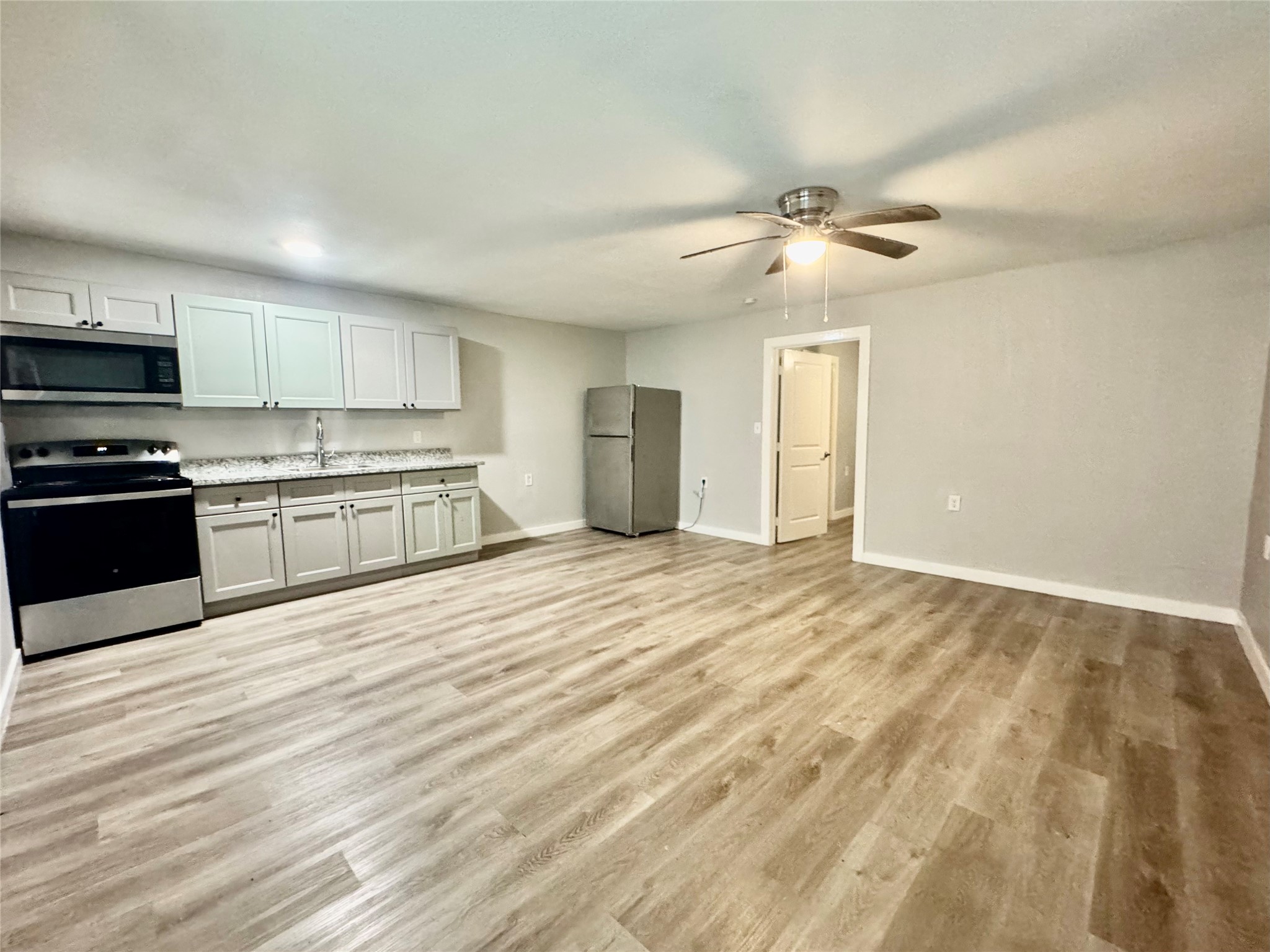 6705 Fairway Dr 4 Property Photo 1