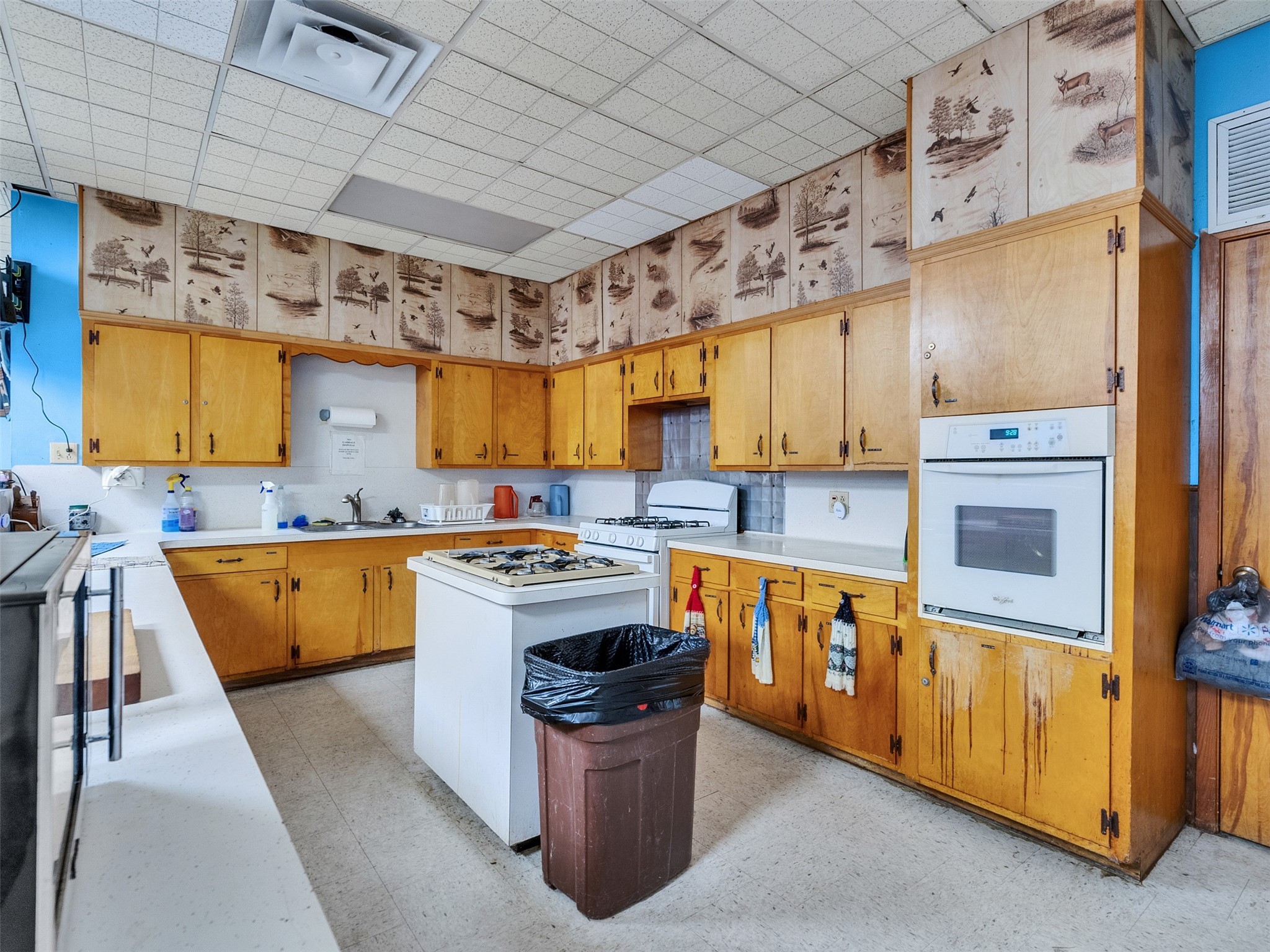 151 West Road Property Photo 28