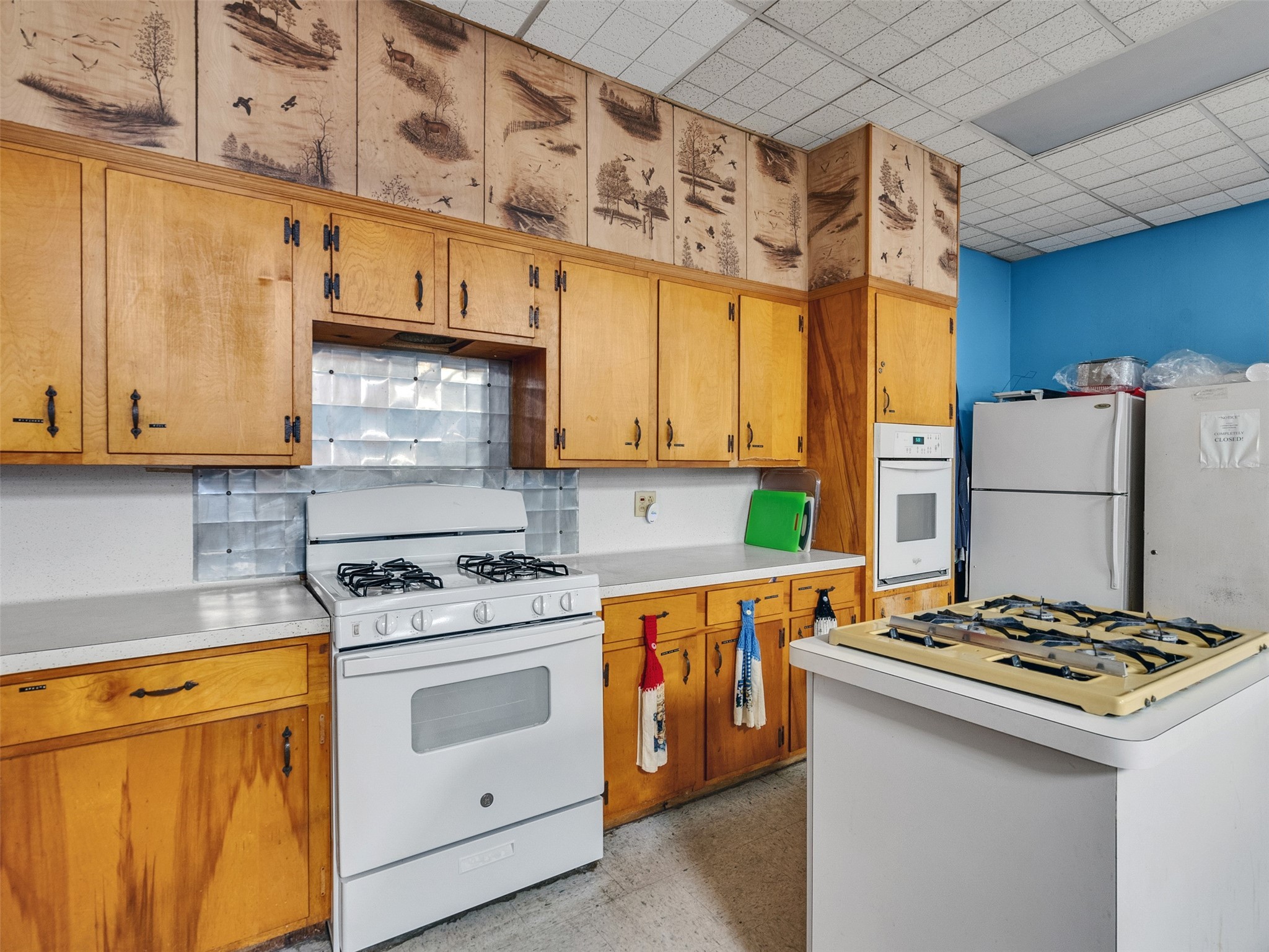 151 West Road Property Photo 31