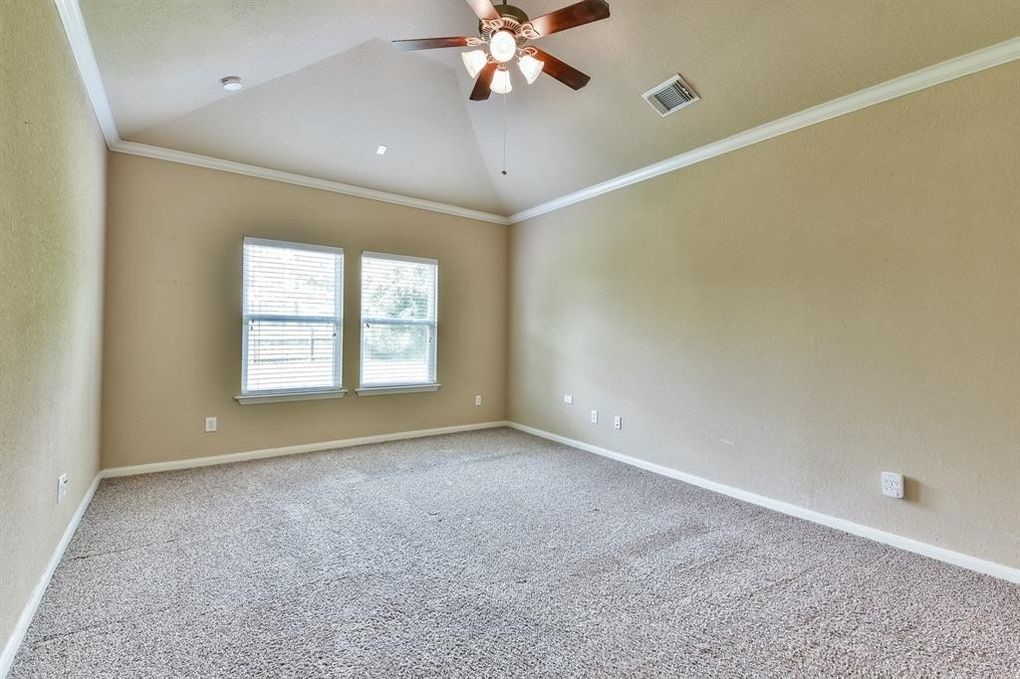 4402 Greenwood Trace Lane Property Photo 10