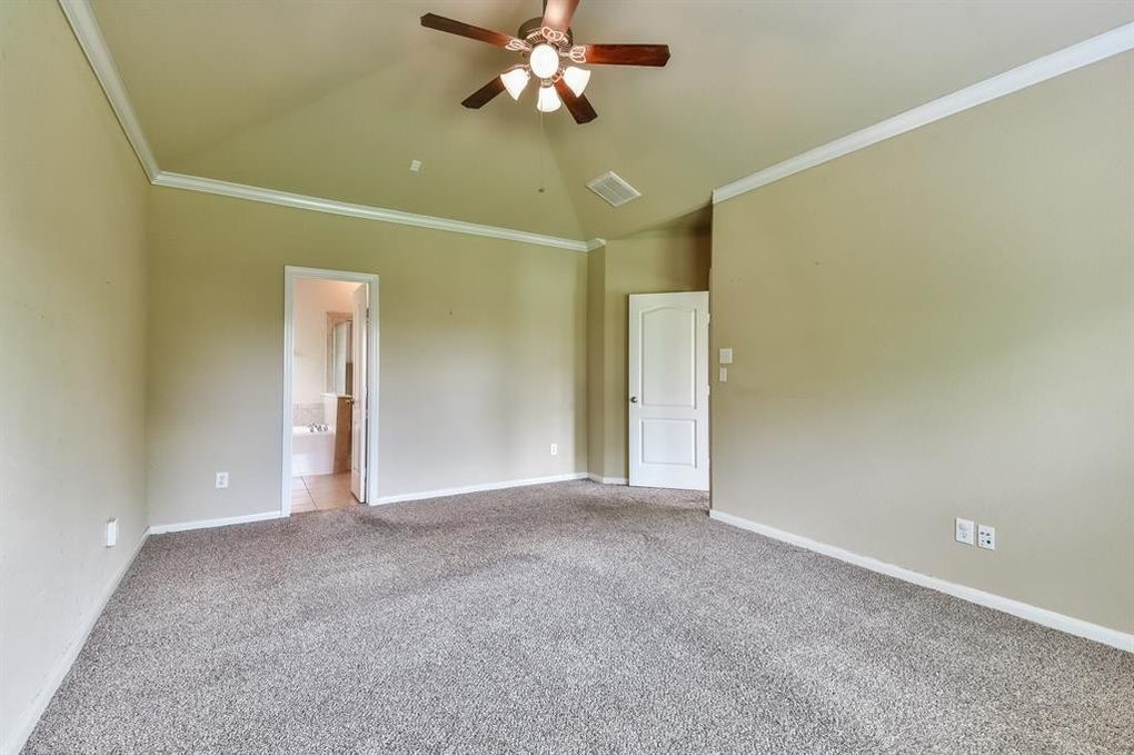 4402 Greenwood Trace Lane Property Photo 11