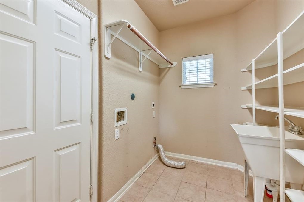 4402 Greenwood Trace Lane Property Photo 12