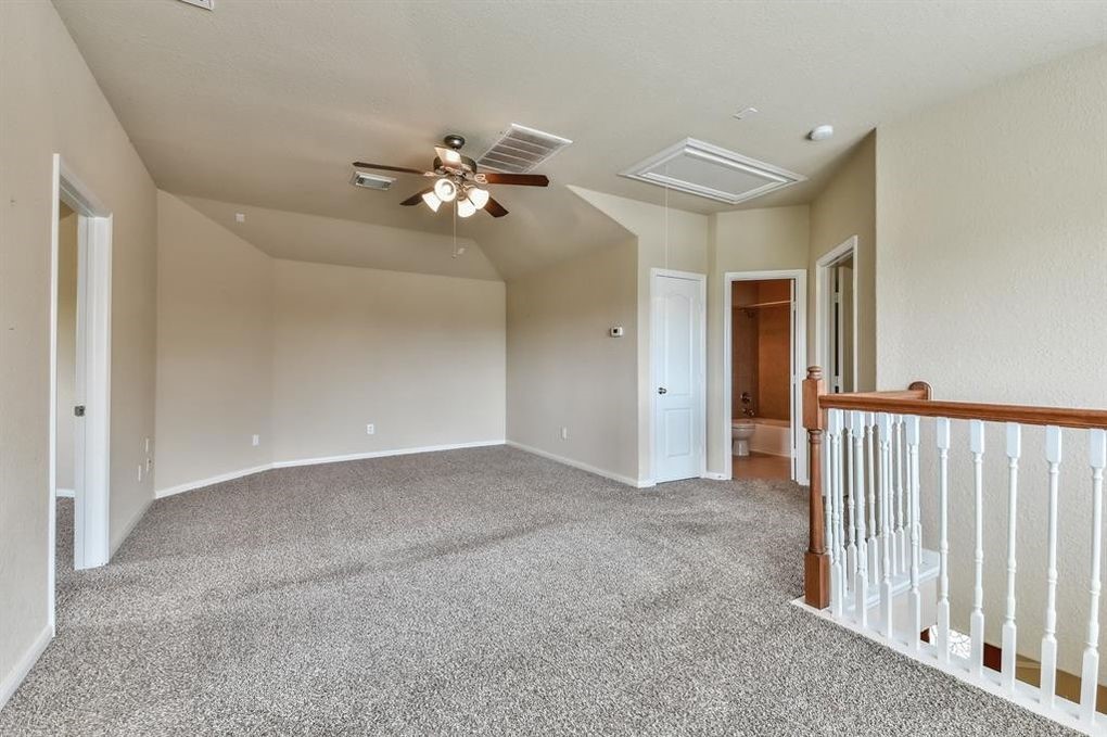 4402 Greenwood Trace Lane Property Photo 13