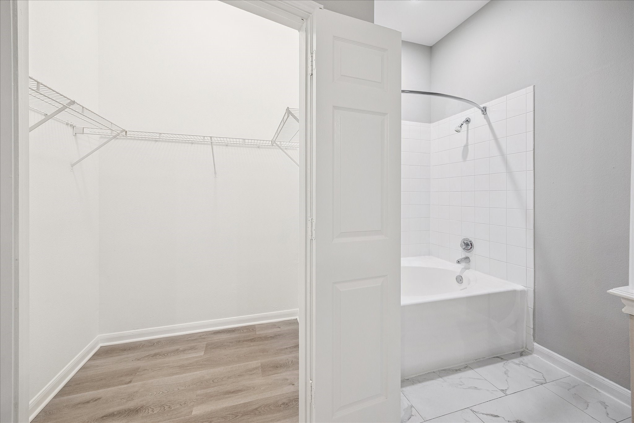 5353 Memorial Drive 1069 Property Photo 9