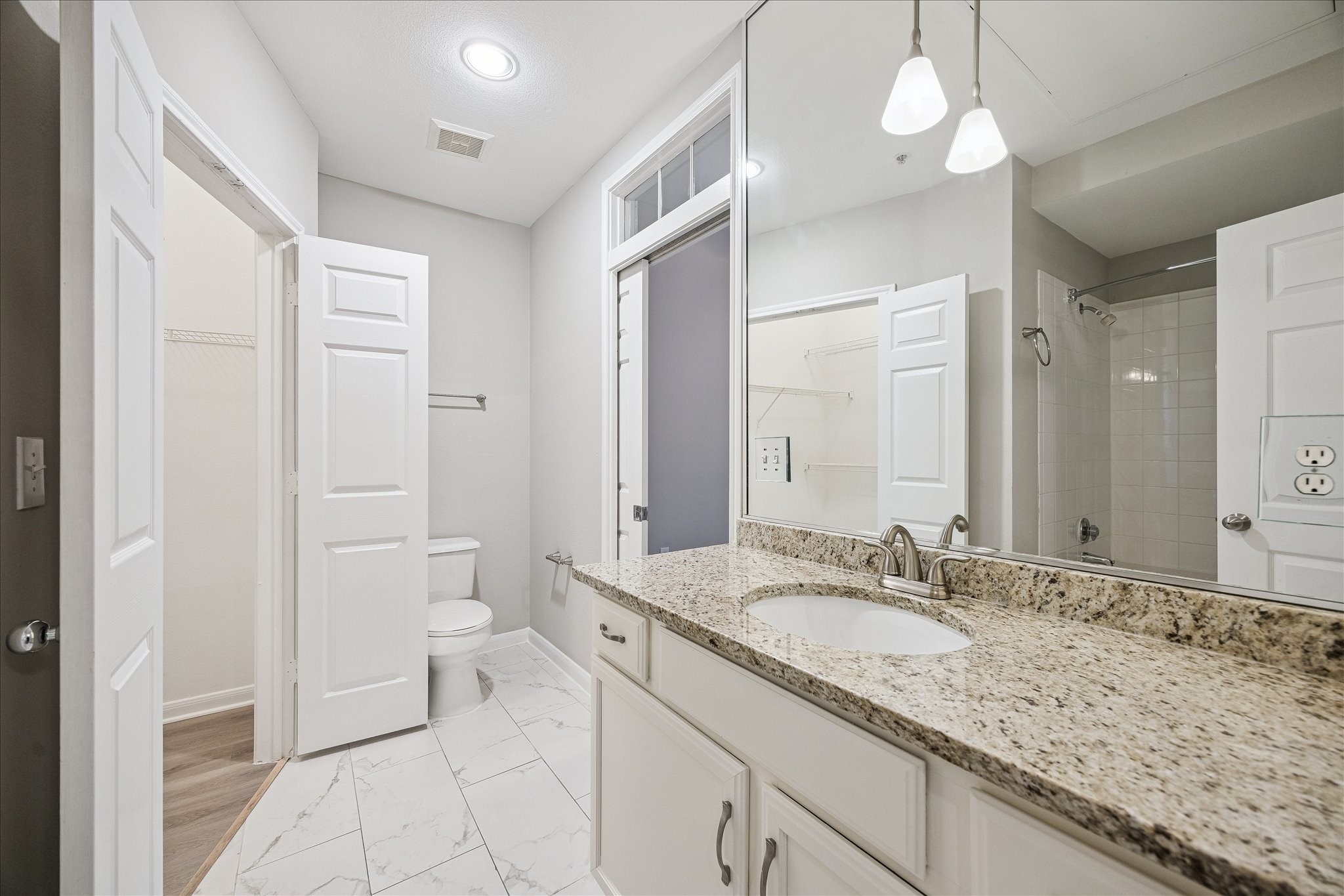 5353 Memorial Drive 1069 Property Photo 11