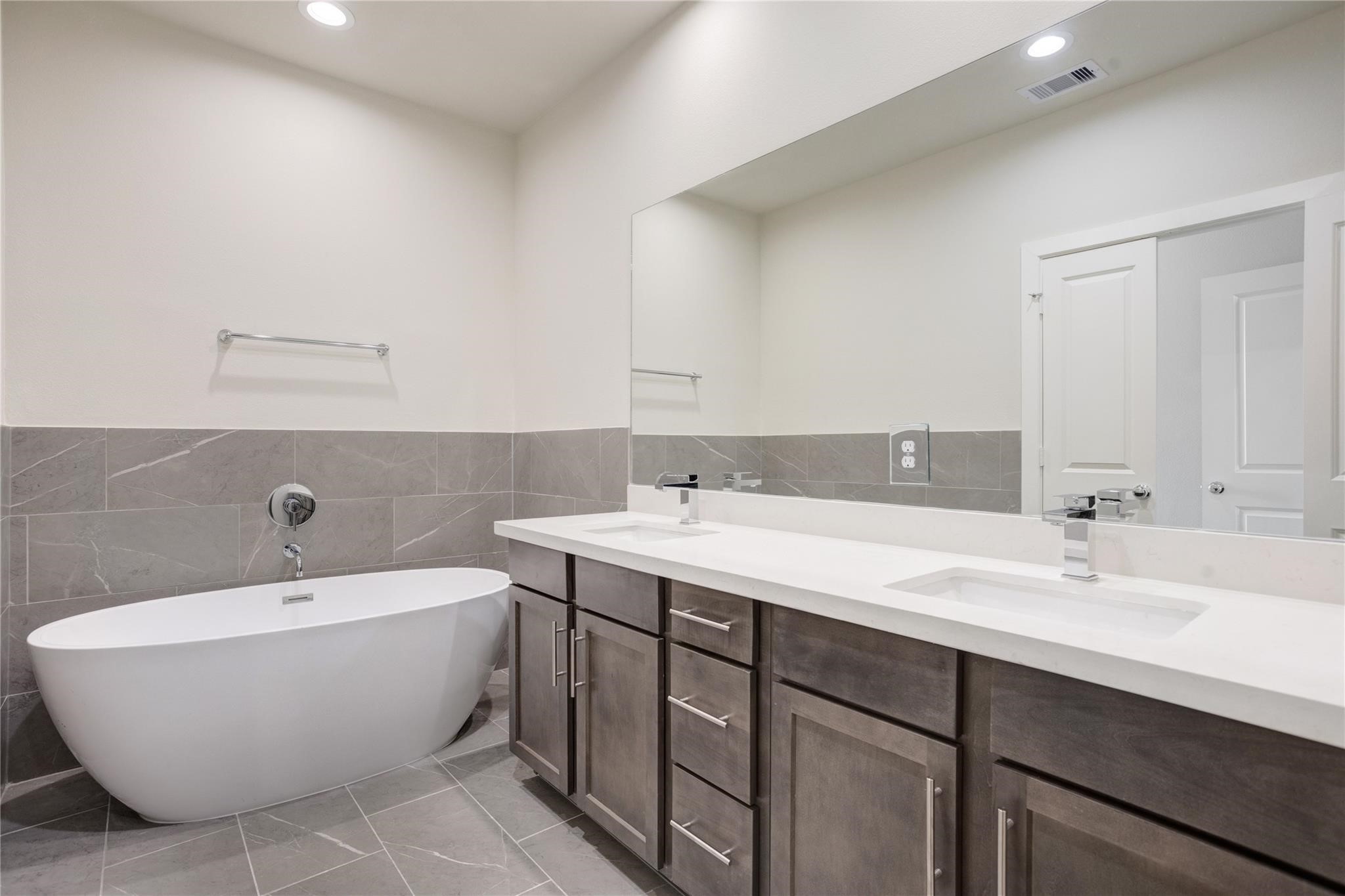 5923 Jasper Jones Way Property Photo 14