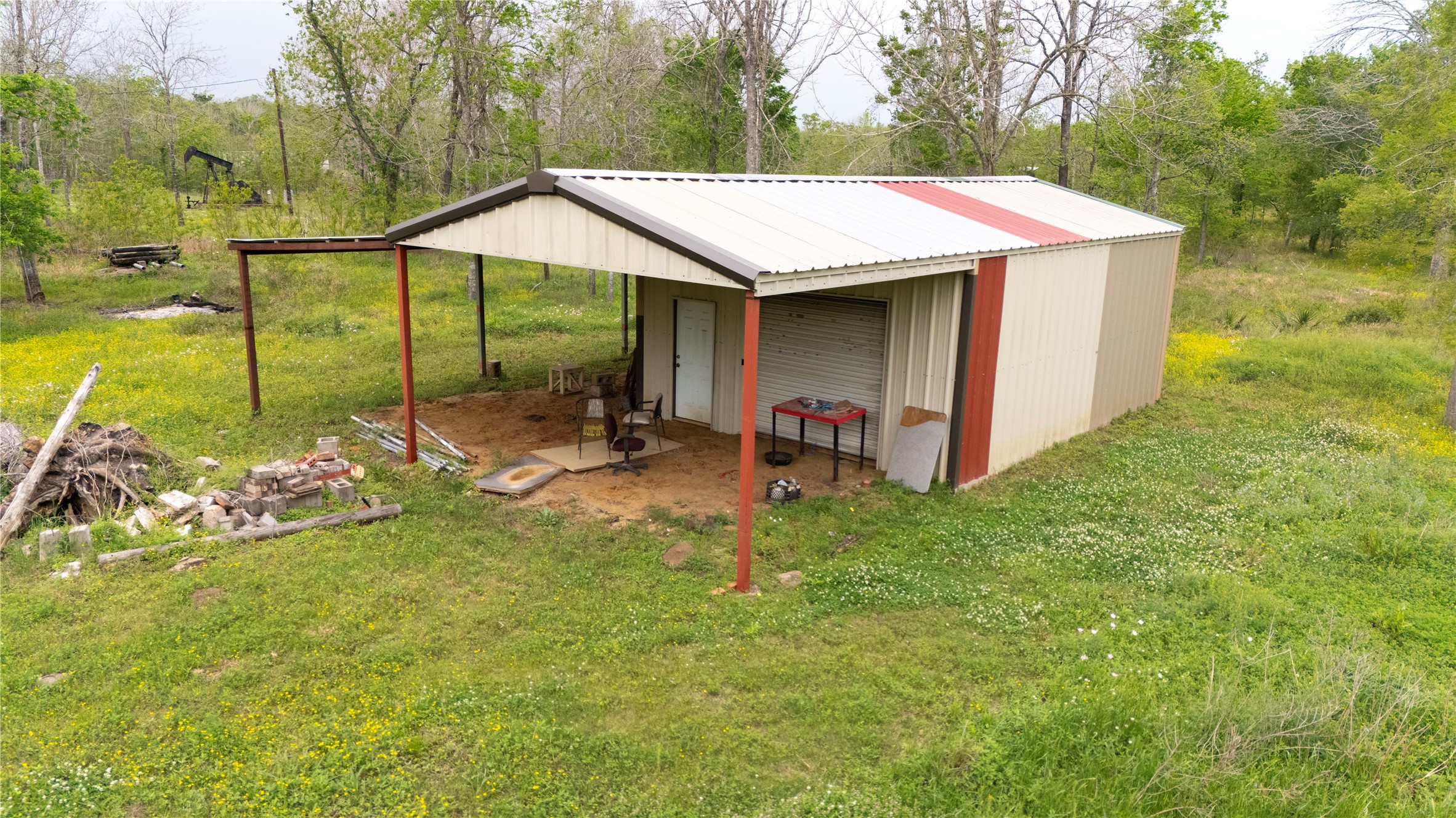 159 Private Road 489 Property Photo 2