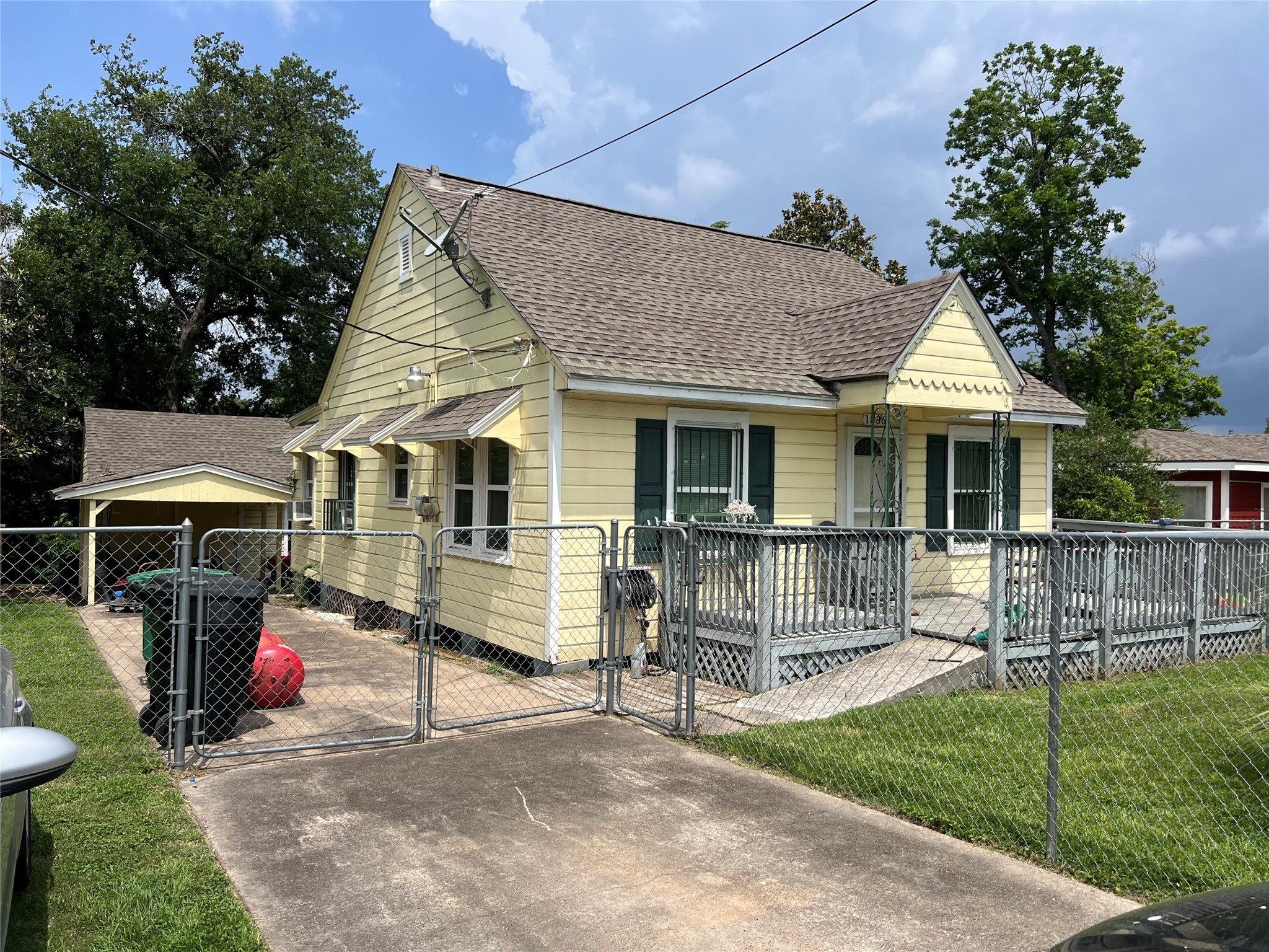 1836 Matamoras Street Property Photo 1