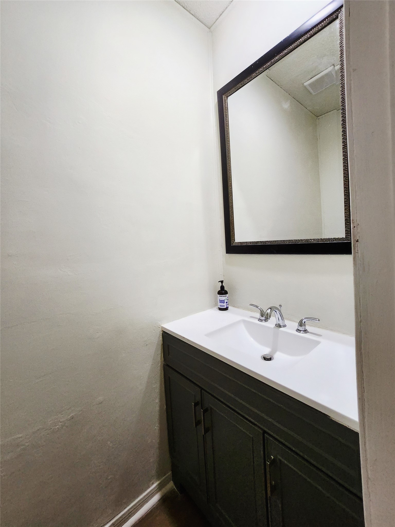 7700 Creekbend Drive 98 Property Photo 7