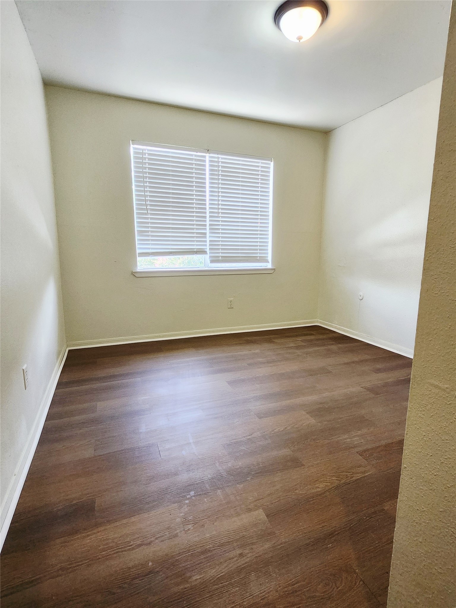 7700 Creekbend Drive 98 Property Photo 13